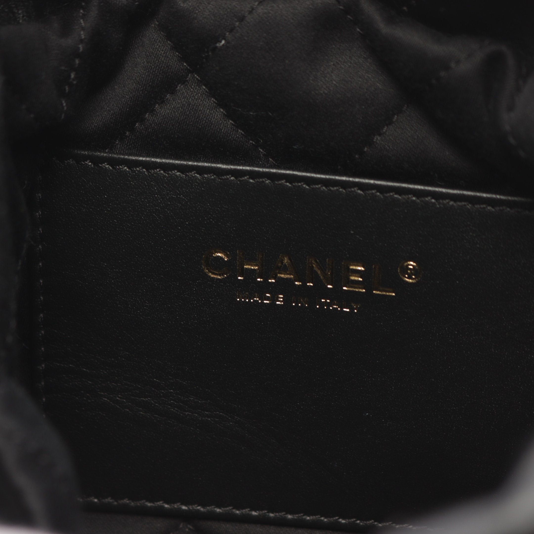 Chanel Chanel Chanel 22 Mini Chain Shoulder Bag Leather Black Gold Hardware Size ONE SIZE - 4 Thumbnail