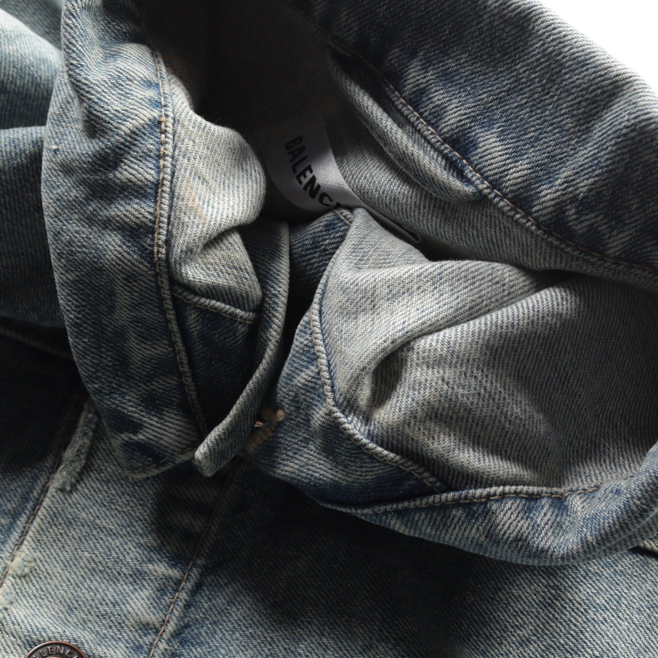 Balenciaga Balenciaga Upside Down Denim Jacket Cotton Indigo Blue Processing Size ONE SIZE - 8 Thumbnail