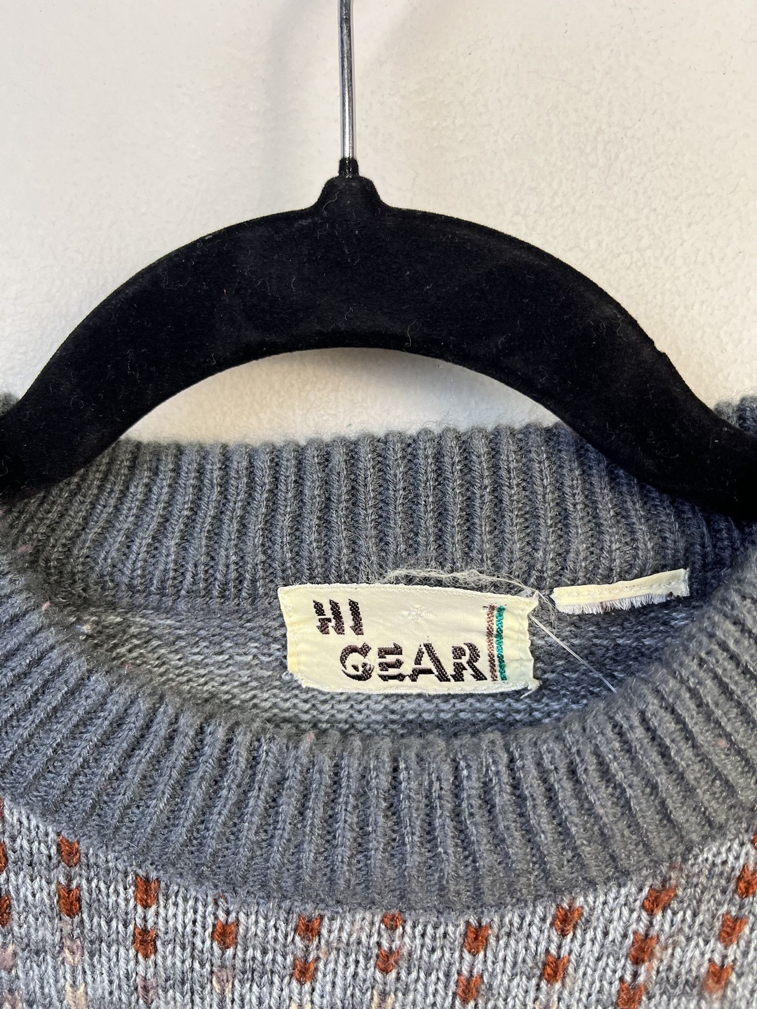 Vintage Vintage Knit Sweater 1990s Thick Knit Hi Gear Grey Stripe Pattern Sweater Size S Size US S / EU 44-46 / 1 - 2 Thumbnail