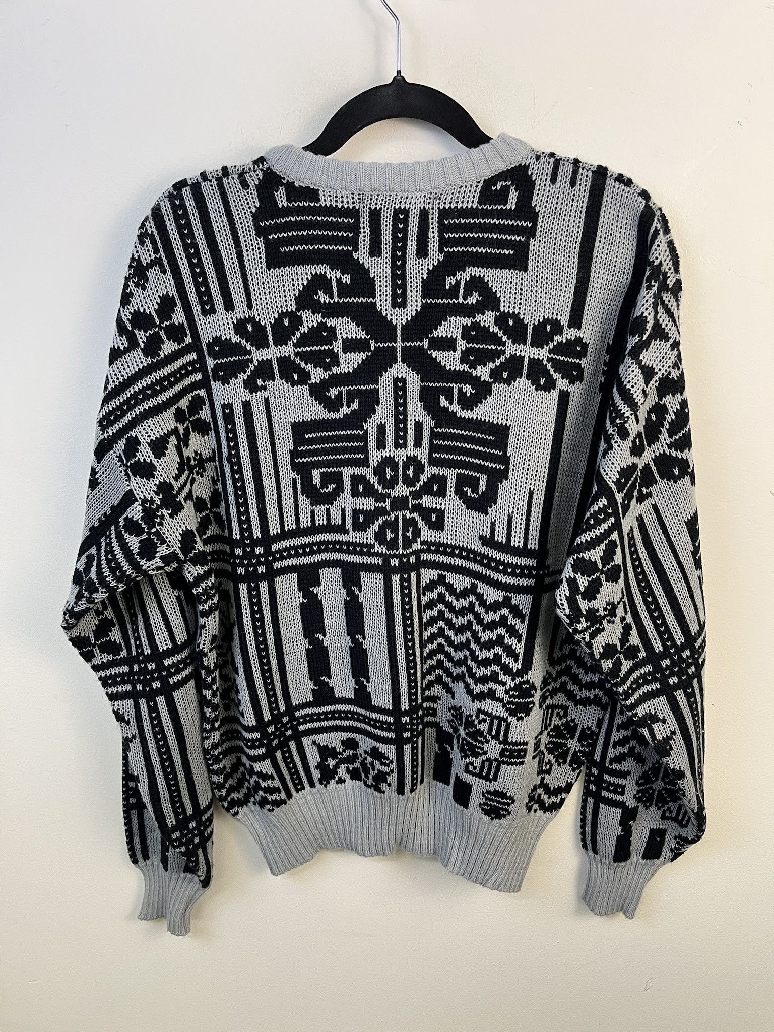 Vintage Vintage Knit Sweater 1990s Thick Knit Giani Leone Glyph Knit Sweater Size XL Size US XL / EU 56 / 4 - 3 Thumbnail
