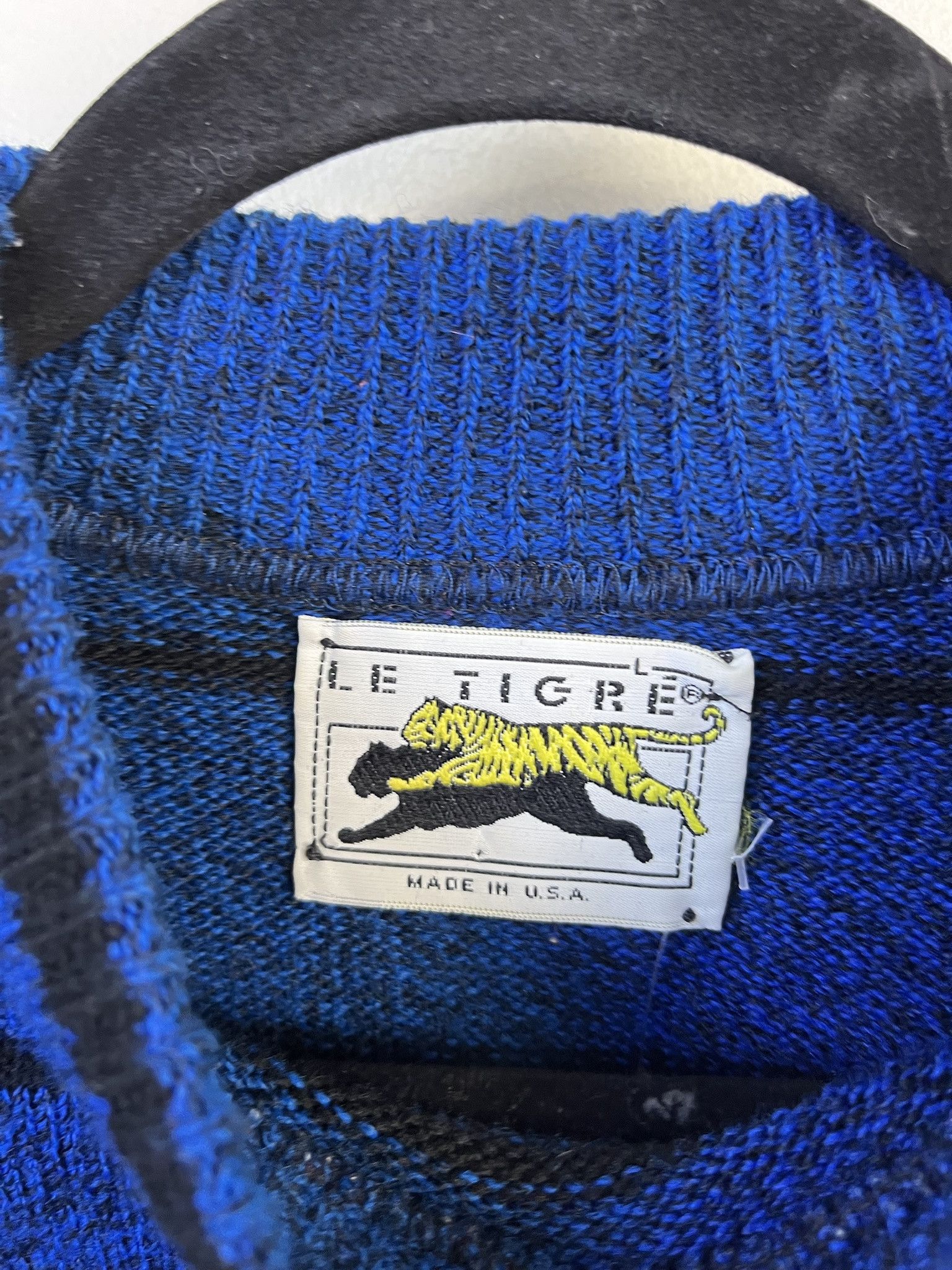 Vintage Vintage Knit Sweater 1990s Thick Knit Le Tigre Blue Stripe Knit Swetaer Size L Size US L / EU 52-54 / 3 - 2 Thumbnail