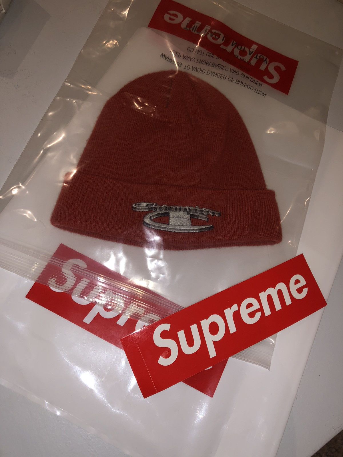 Supreme x champion beanie online