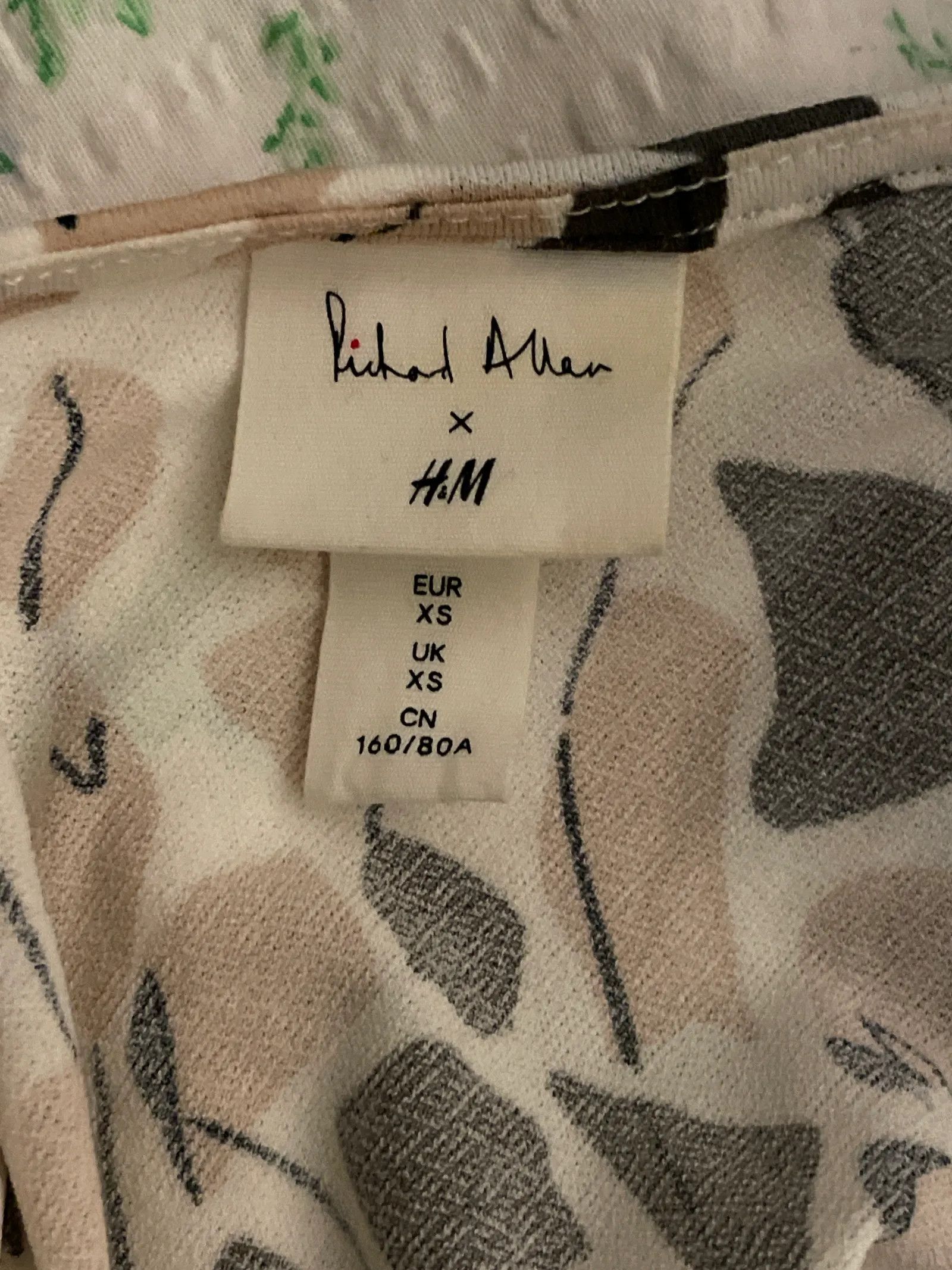 H&M Richard Allen x H&M Dress Size XS / US 0-2 / IT 36-38 - 2 Thumbnail