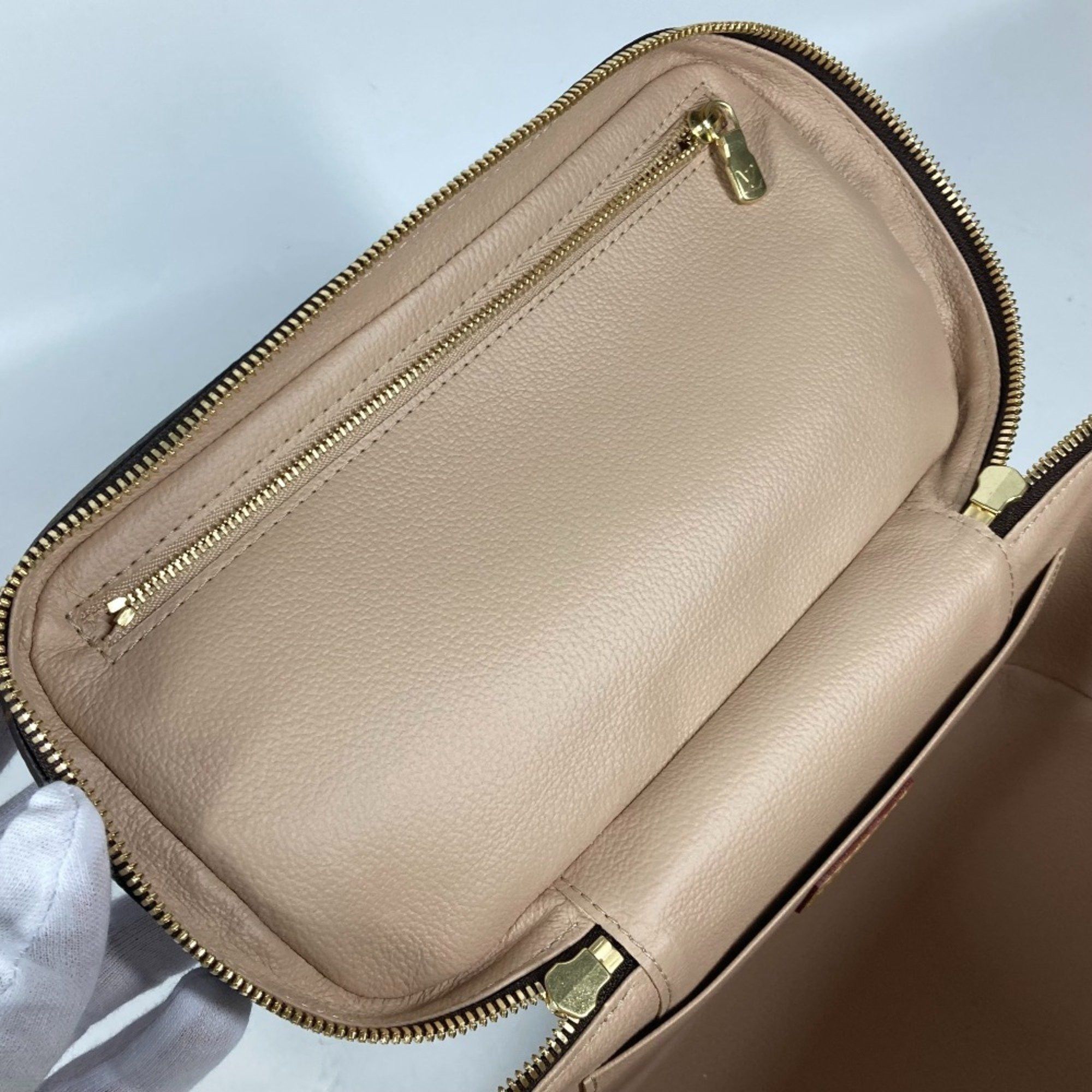 Louis Vuitton Louis Vuitton Nice clutch Size ONE SIZE - 10 Thumbnail