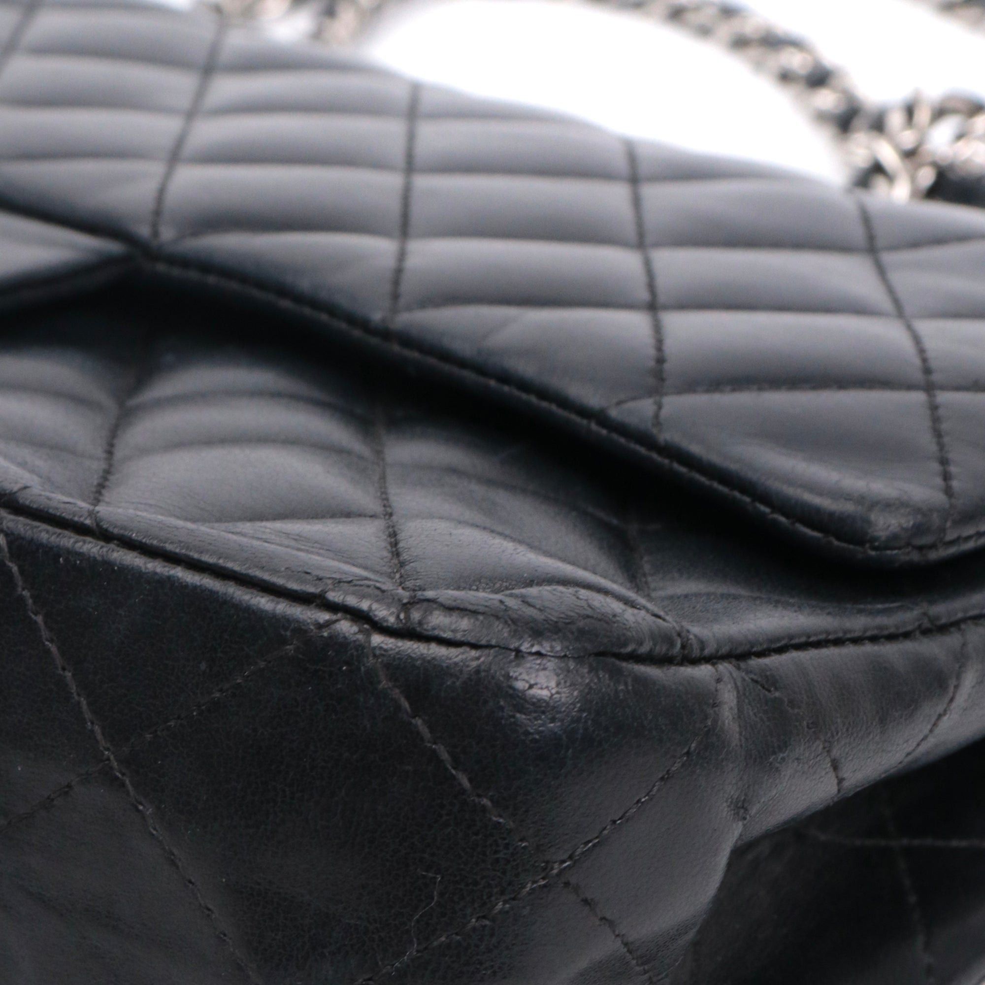 Chanel CHANEL - Chanel Timeless/Classique medium double flap handbag in black smooth leather Size ONE SIZE - 6 Thumbnail