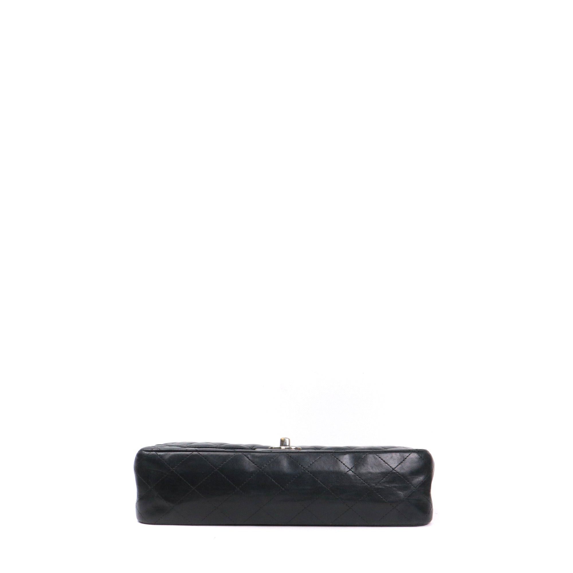 Chanel CHANEL - Chanel Timeless/Classique medium double flap handbag in black smooth leather Size ONE SIZE - 4 Thumbnail