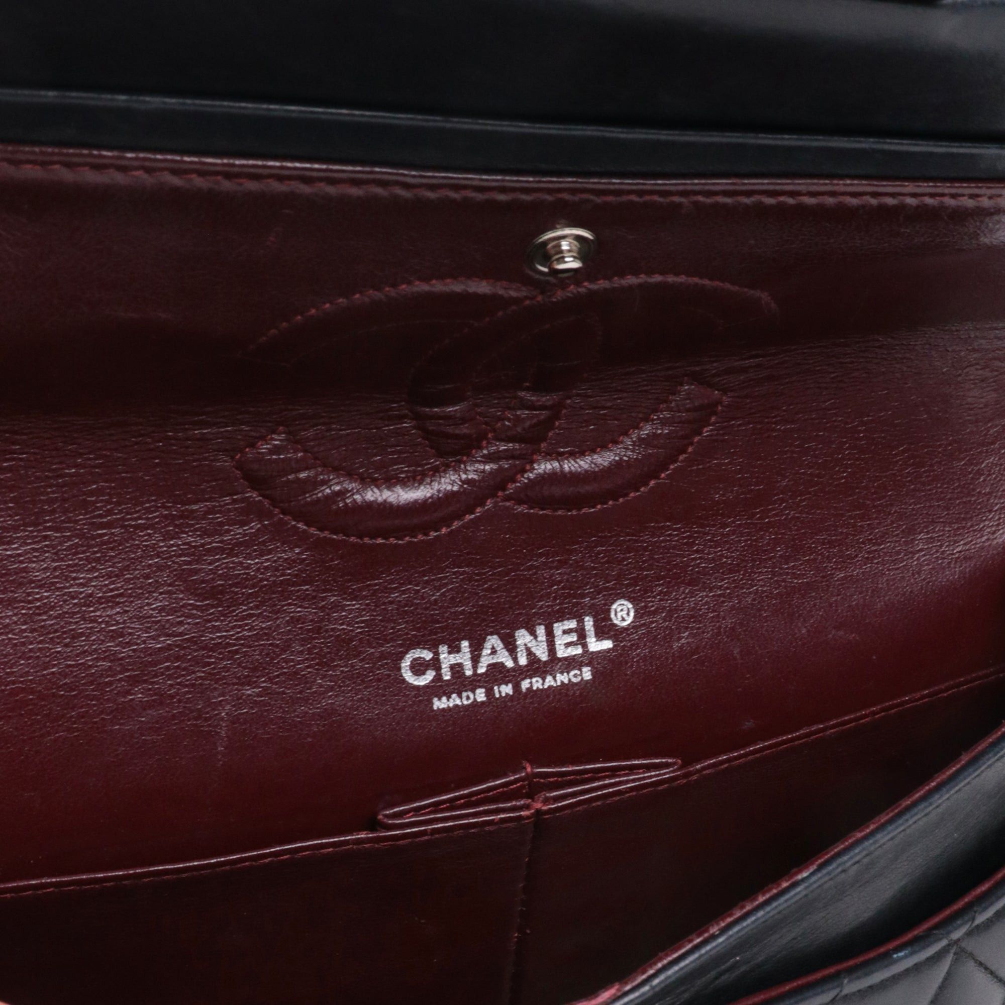 Chanel CHANEL - Chanel Timeless/Classique medium double flap handbag in black smooth leather Size ONE SIZE - 8 Thumbnail