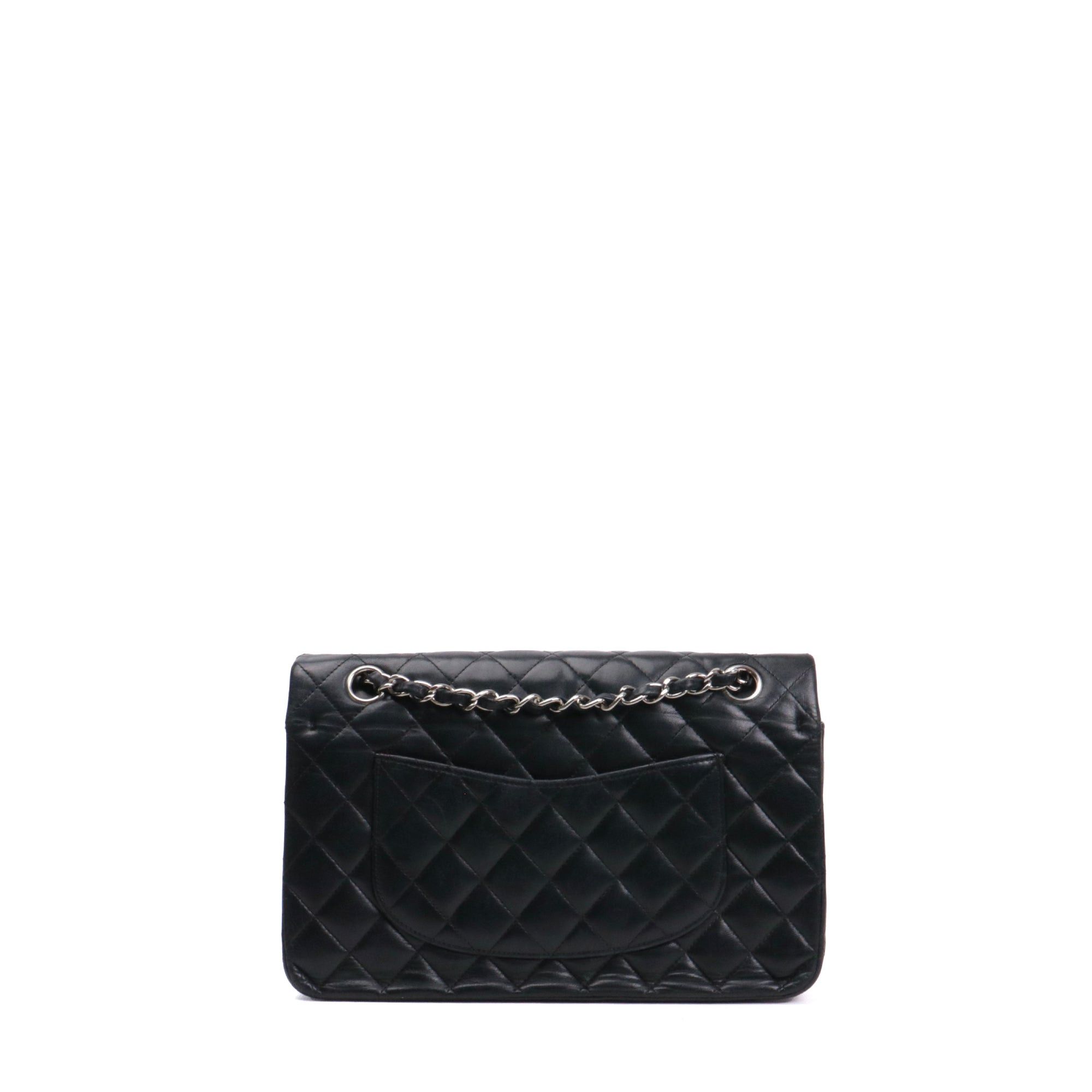 Chanel CHANEL - Chanel Timeless/Classique medium double flap handbag in black smooth leather Size ONE SIZE - 3 Thumbnail