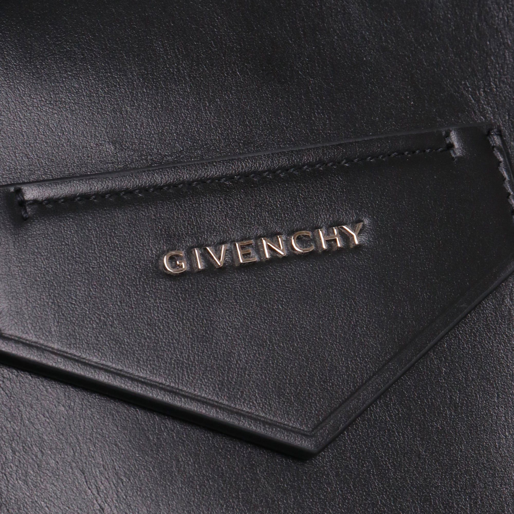 Givenchy GIVENCHY - Givenchy Antigona soft medium handbag in black smooth leather Size ONE SIZE - 4 Thumbnail