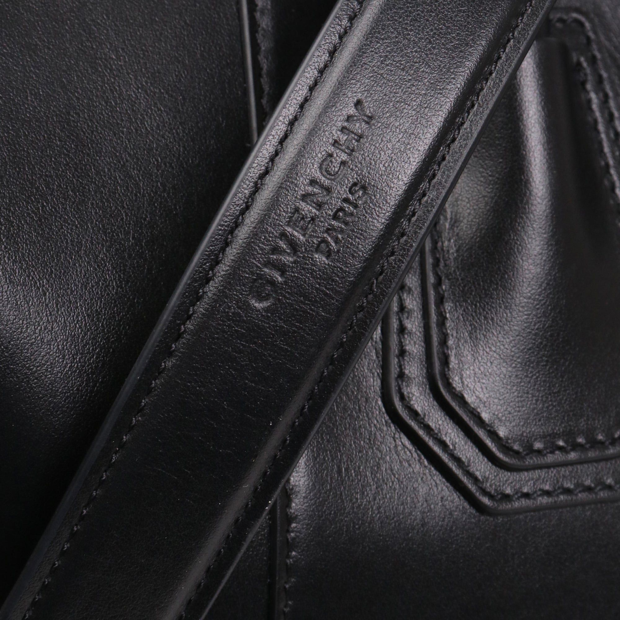 Givenchy GIVENCHY - Givenchy Antigona soft medium handbag in black smooth leather Size ONE SIZE - 5 Thumbnail