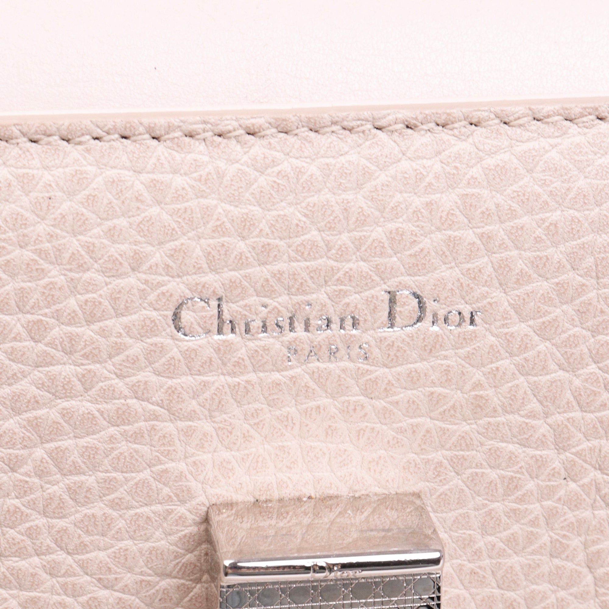Dior DIOR - Diorever Dior handbag in pale pink grained leather Size ONE SIZE - 7 Thumbnail
