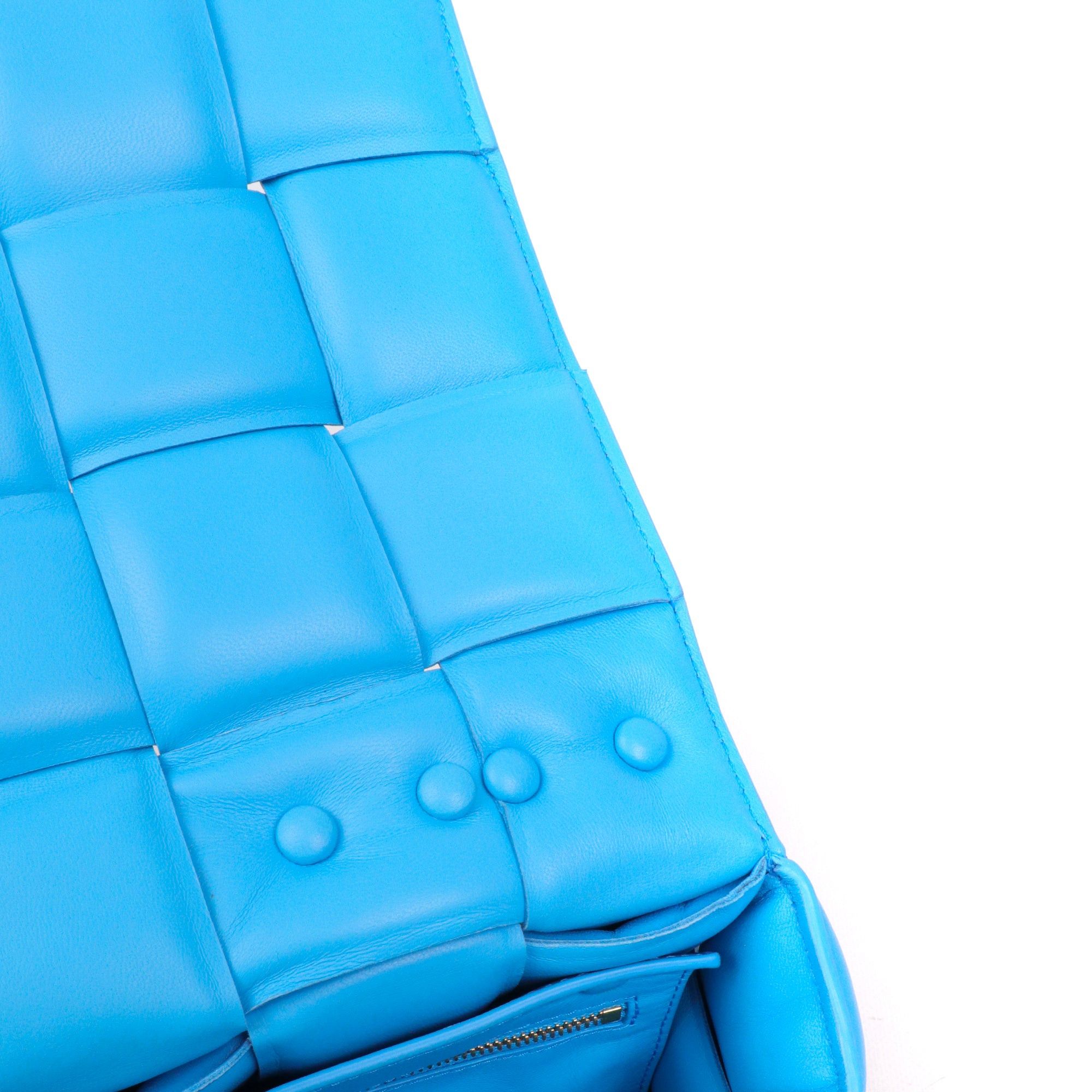 Bottega Veneta BOTTEGA VENETA - Bottega Veneta Chain Cassette shoulder bag in blue smooth leather Size ONE SIZE - 7 Thumbnail