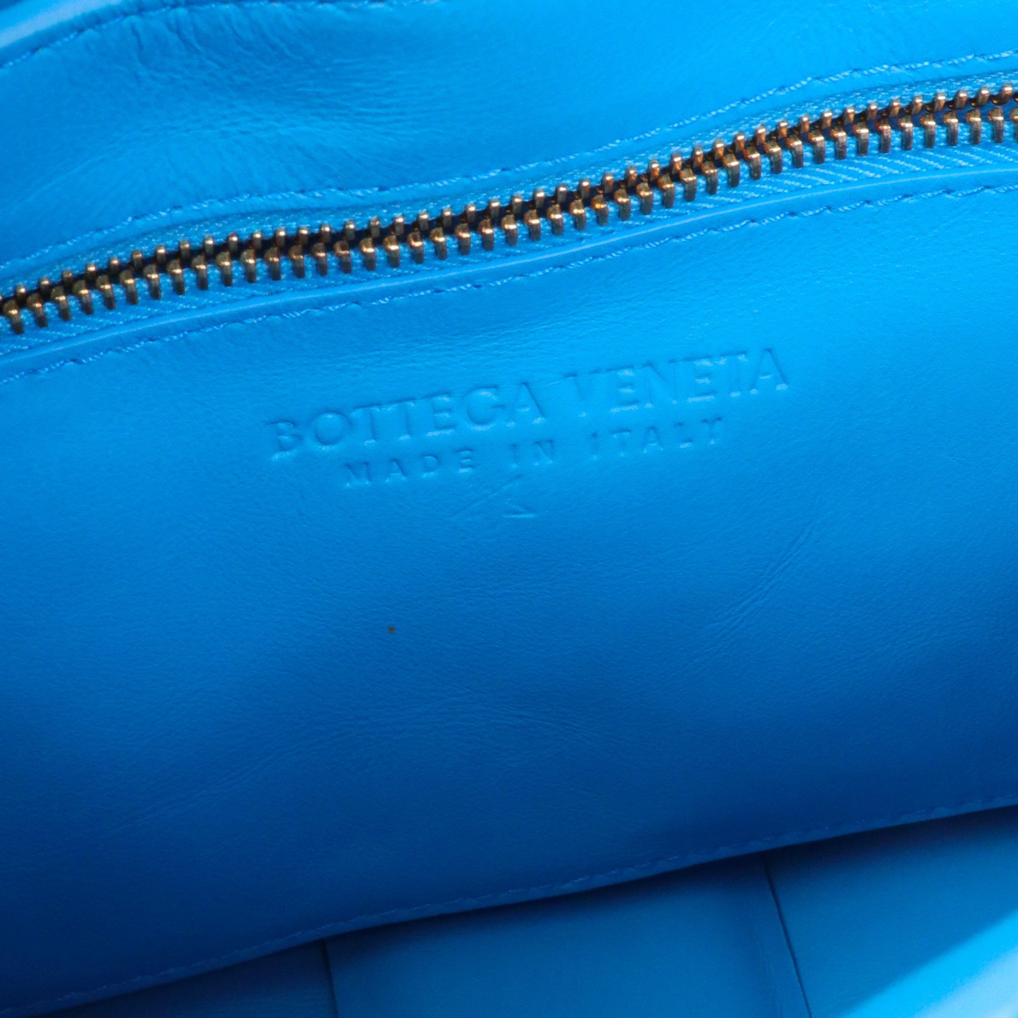 Bottega Veneta BOTTEGA VENETA - Bottega Veneta Chain Cassette shoulder bag in blue smooth leather Size ONE SIZE - 8 Thumbnail