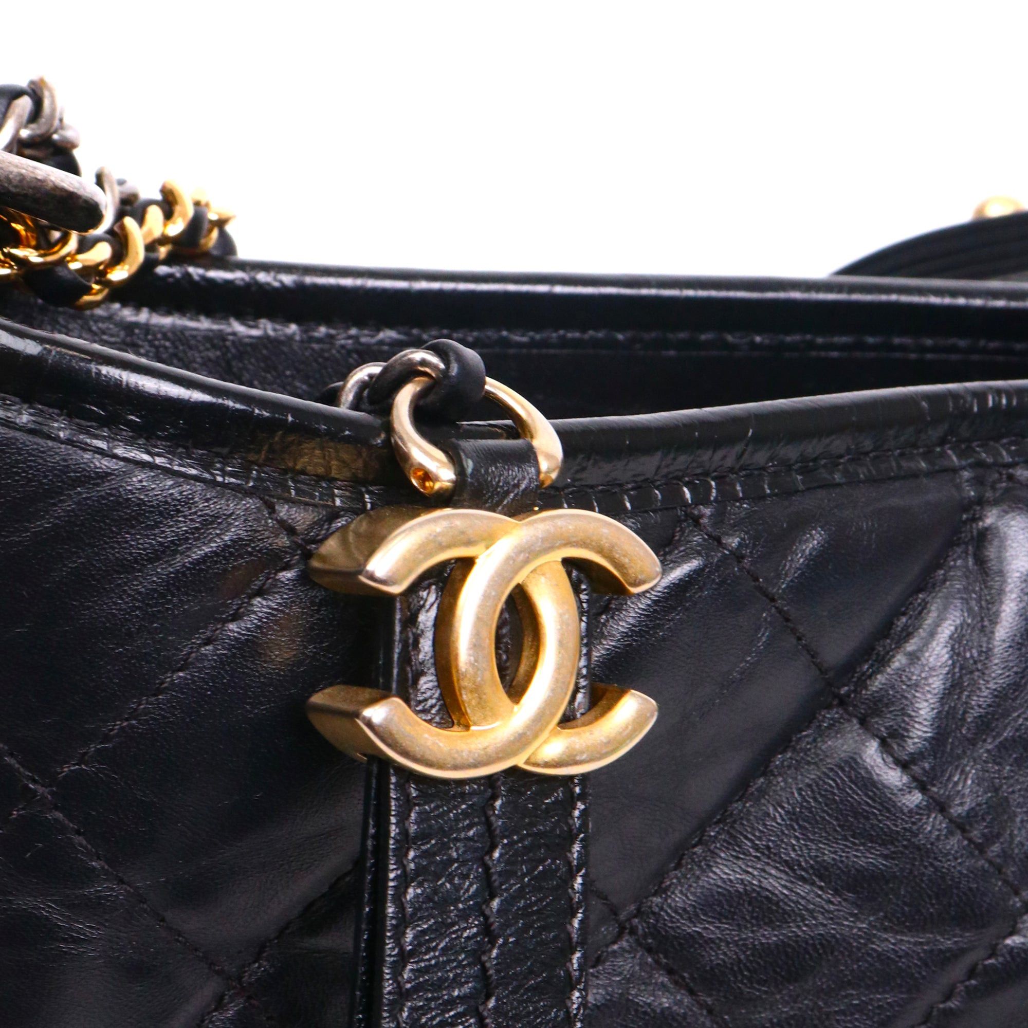 Chanel CHANEL - Gabrielle GM Chanel shoulder bag in black leather Size ONE SIZE - 4 Thumbnail