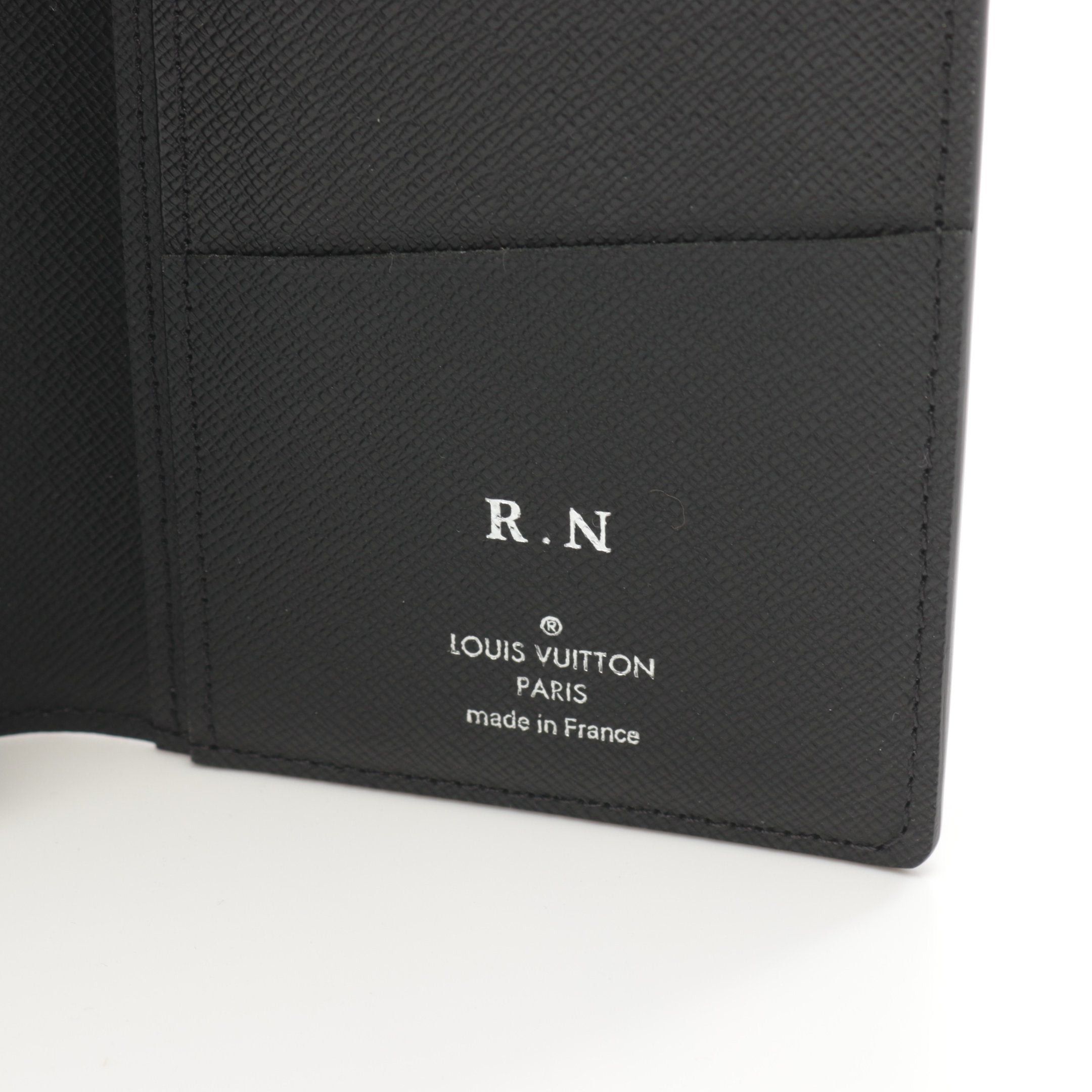 Louis Vuitton Louis Vuitton Portefeuil Brother Taiga Noir Bi-Fold Long Wallet Leather Black Size ONE SIZE - 4 Thumbnail