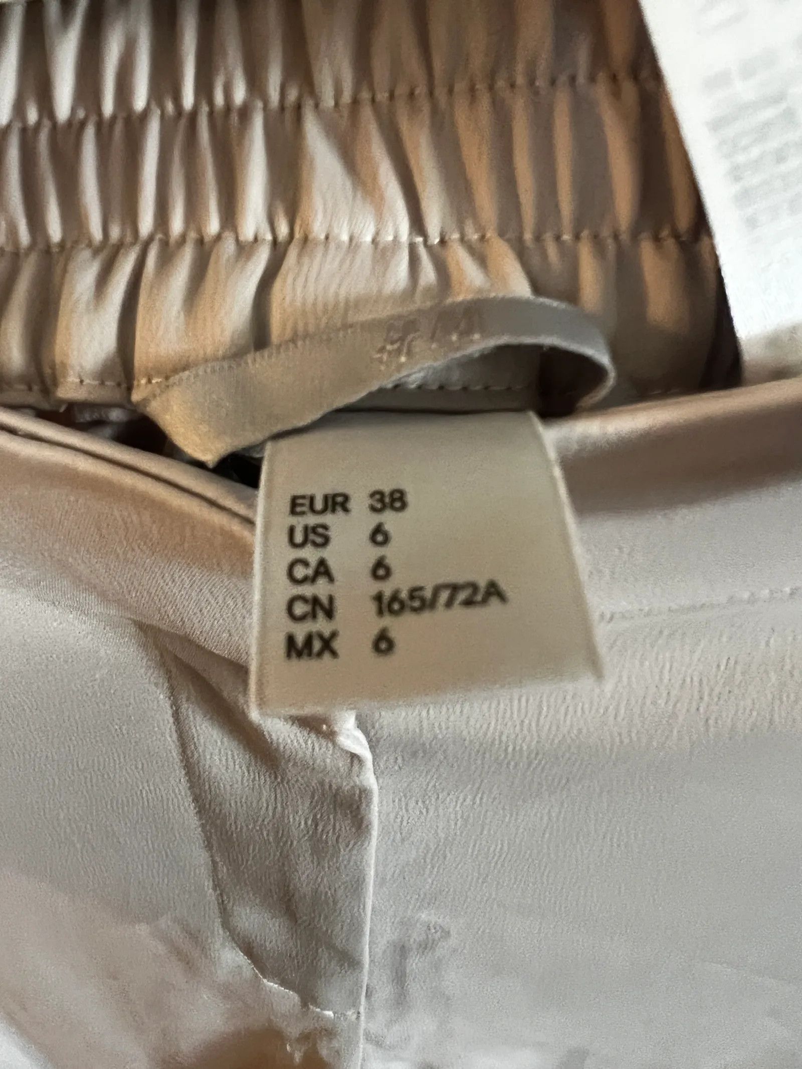 H&M H&M Pants Size 27" / US 4 / IT 40 - 2 Thumbnail