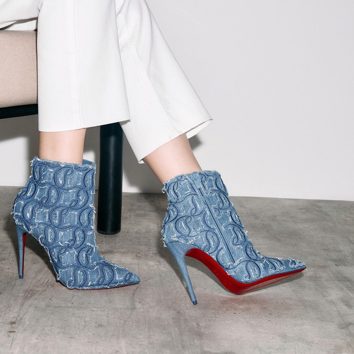 Christian Louboutin So Kate Booty Toile Denim Brode 100mm Size US 8 / IT 38 - 2 Thumbnail