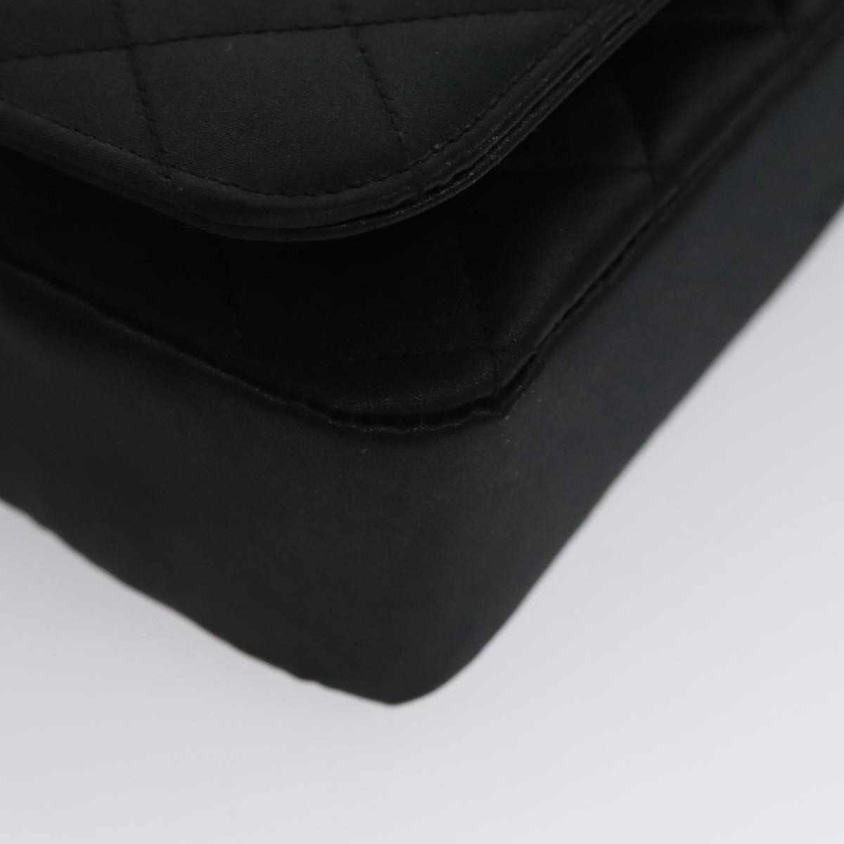 Chanel Camellia Black Silk Shoulder Bag (Pre-Owned) Size ONE SIZE - 7 Thumbnail