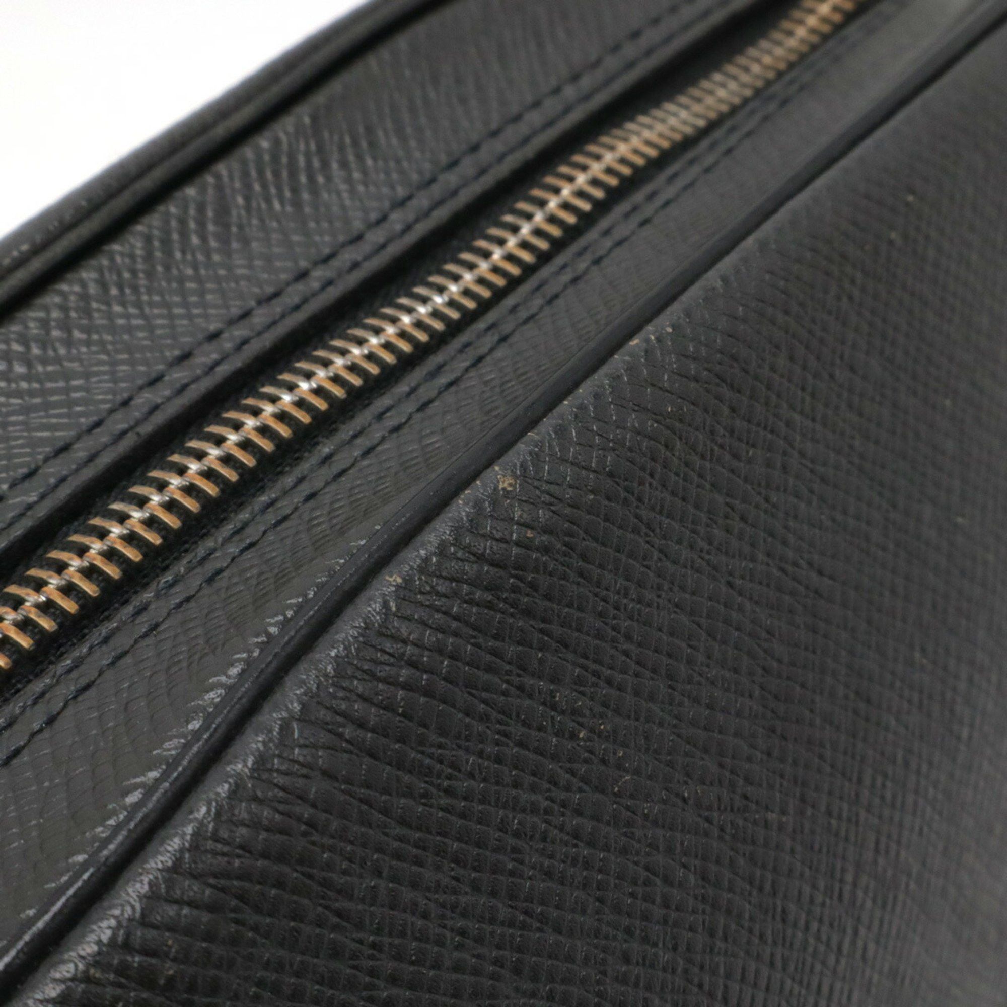 Louis Vuitton Louis Vuitton Trousse de Toilette clutch Size ONE SIZE - 4 Thumbnail