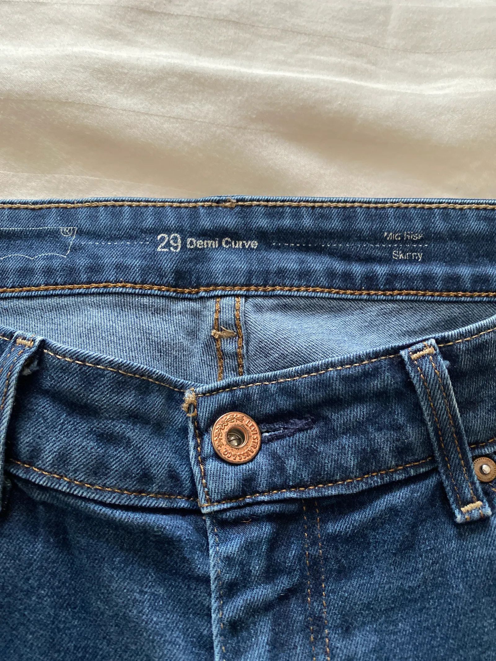 Levi's Levis Jeans Size 29" - 2 Thumbnail