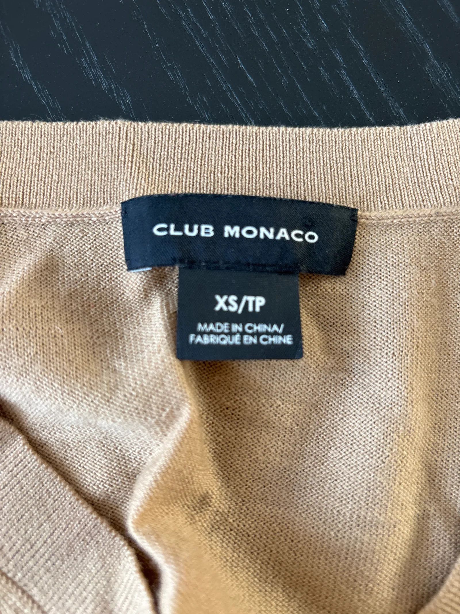 Club Monaco Club Monaco Sweater Size XS / US 0-2 / IT 36-38 - 2 Thumbnail