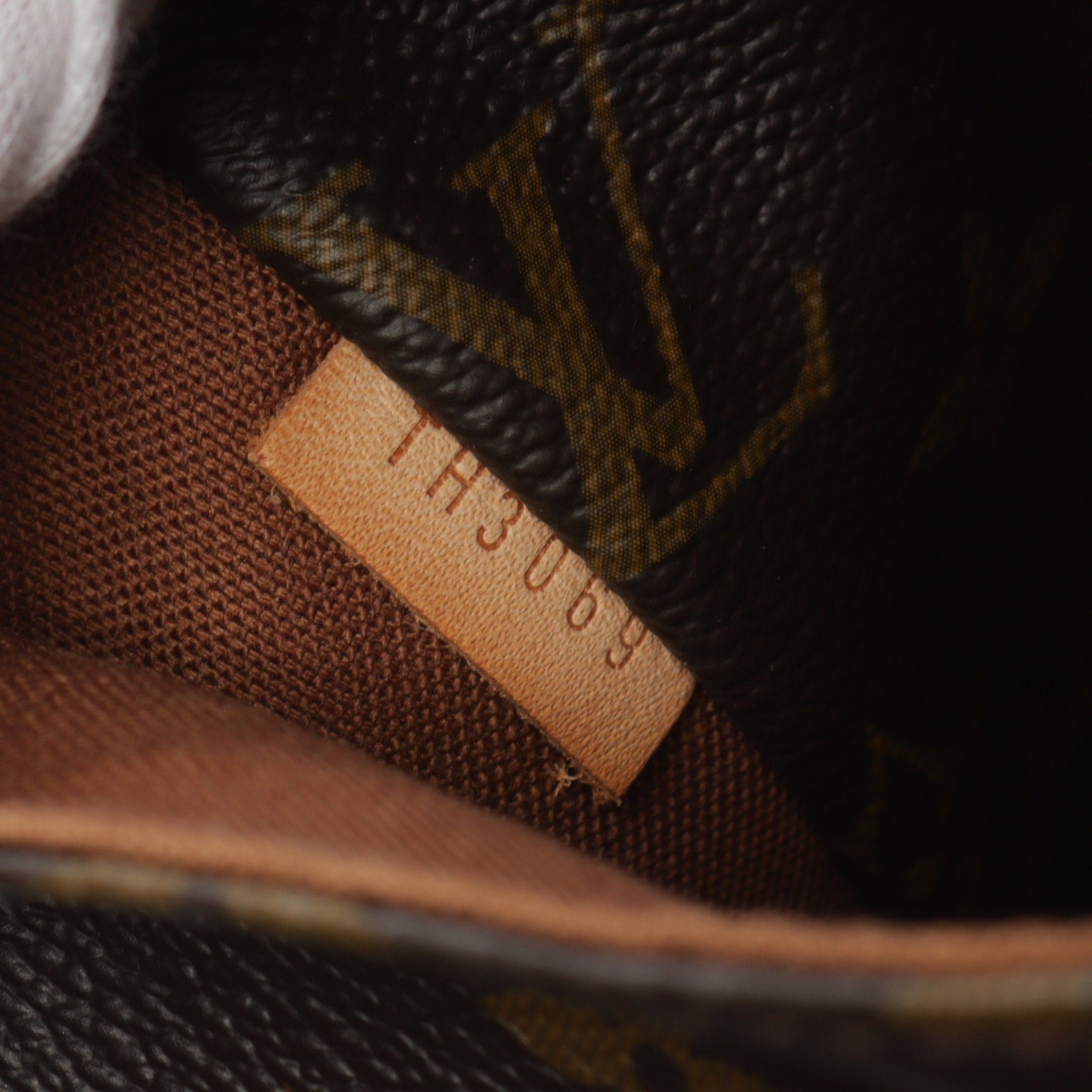 Louis Vuitton Louis Vuitton Totally Pm Monogram Shoulder Bag Tote Leather Brown Size ONE SIZE - 5 Thumbnail