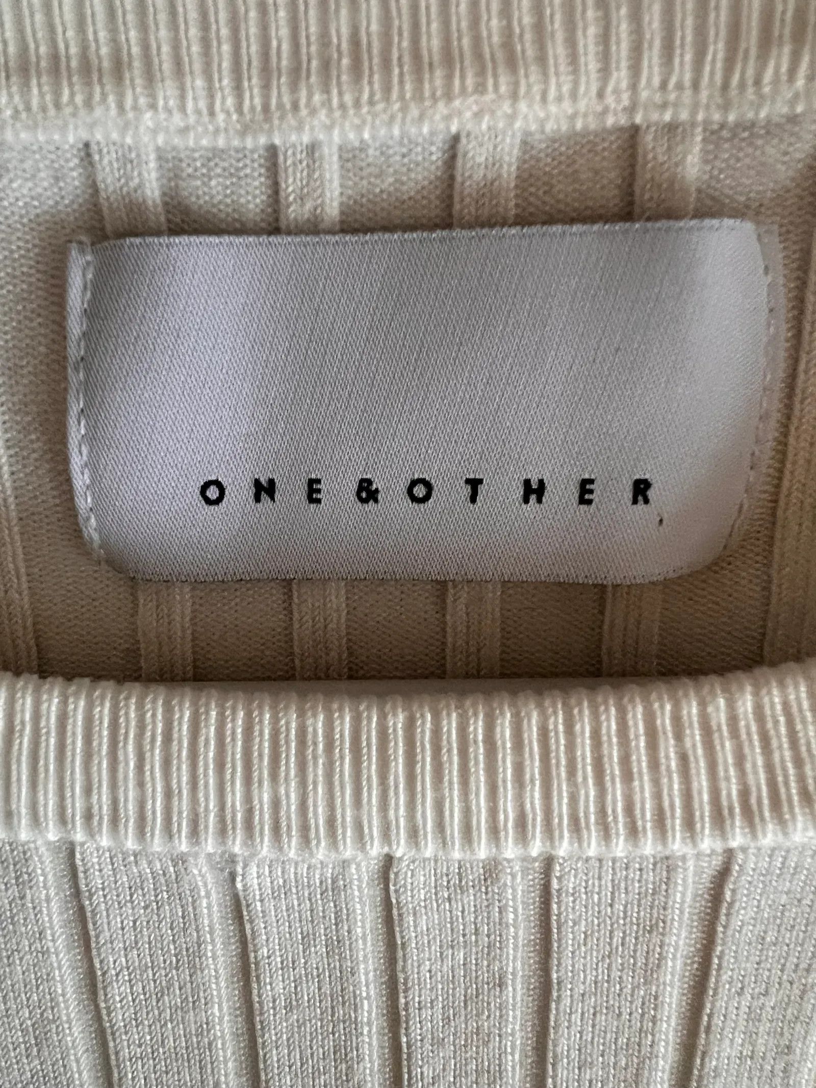 Other One and other Top Size S / US 4 / IT 40 - 2 Thumbnail
