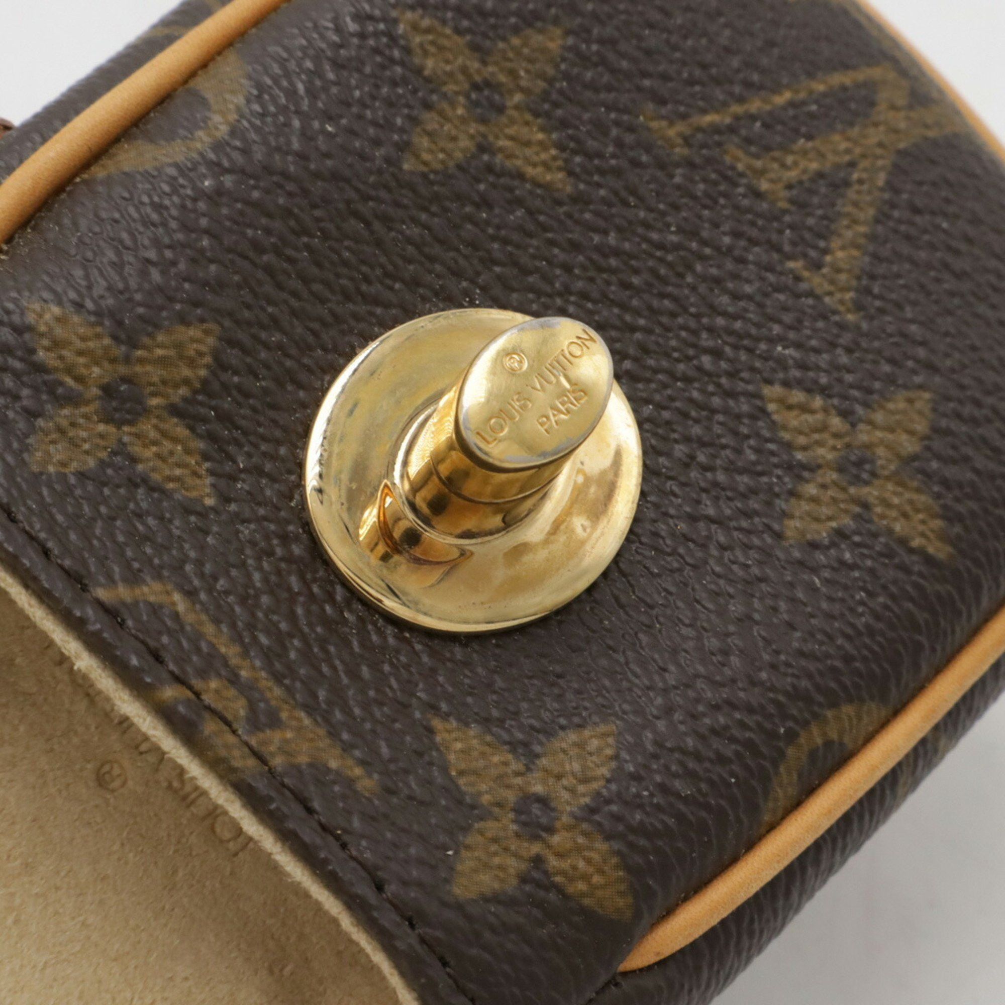 Louis Vuitton Louis Vuitton Tulum clutch Size ONE SIZE - 6 Thumbnail