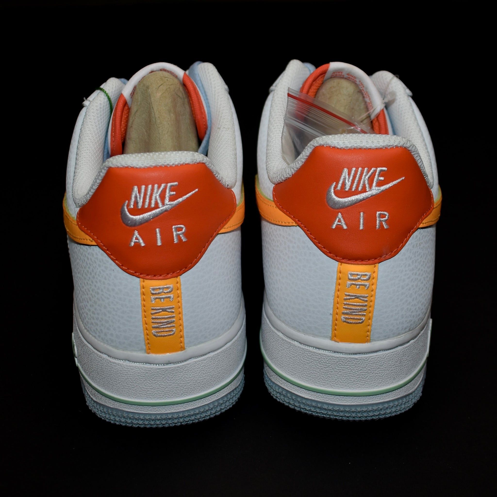 Nike Nike Air Force 1 07 LV8 Kindness Day Sneakers 2020 Size US 11 / EU 44 - 6 Thumbnail