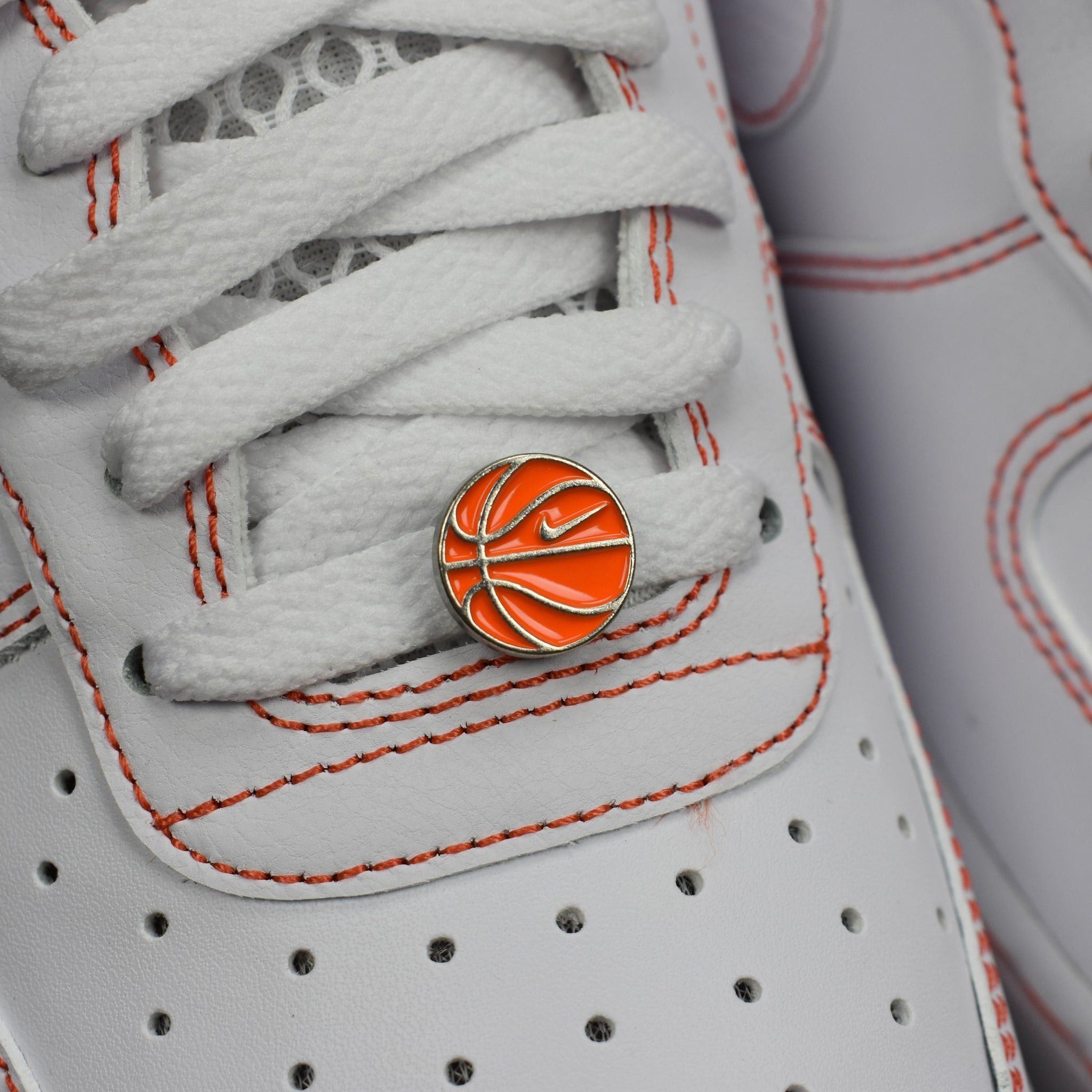 Nike Nike Air Force 1 LV8 EMB Rucker Park White Orange Kobe Size US 10 / EU 43 - 10 Thumbnail