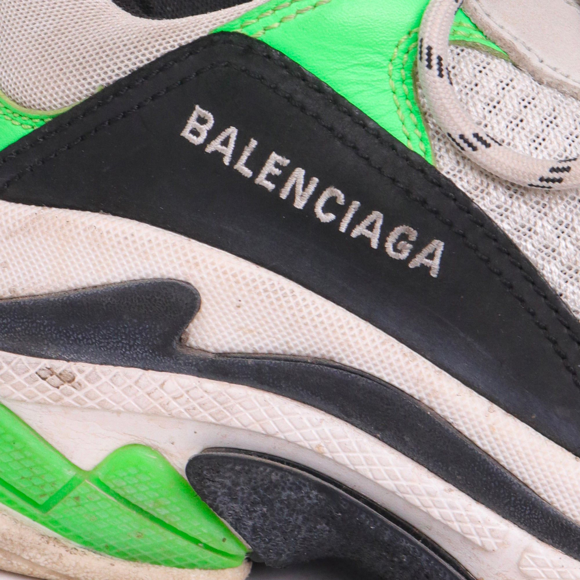 Balenciaga BALENCIAGA - Balenciaga Triple S sneakers in green and black fabric (T39) Size US 8 / IT 38 - 3 Thumbnail