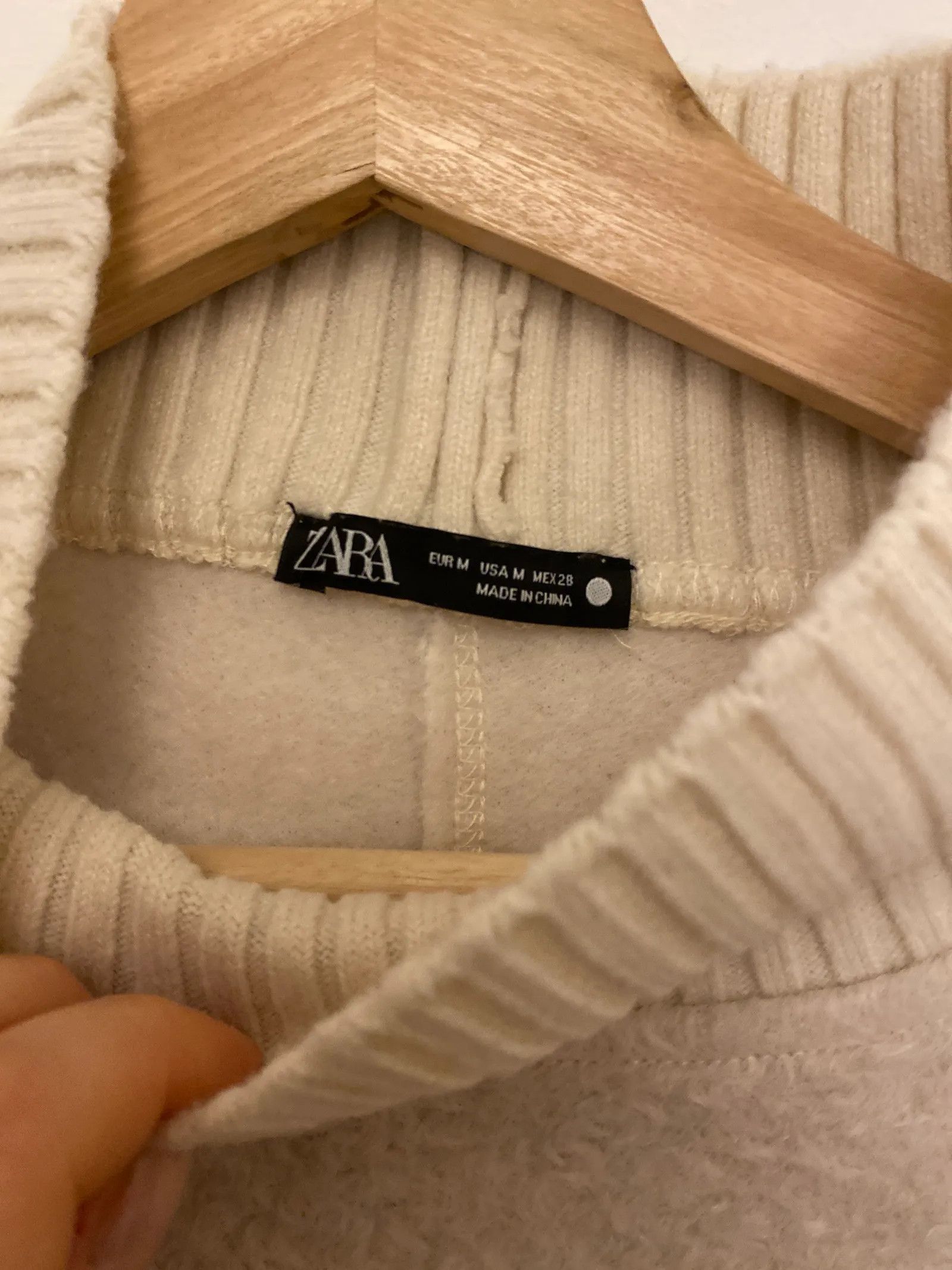 Zara Zara Cardigan Size M / US 6-8 / IT 42-44 - 2 Thumbnail