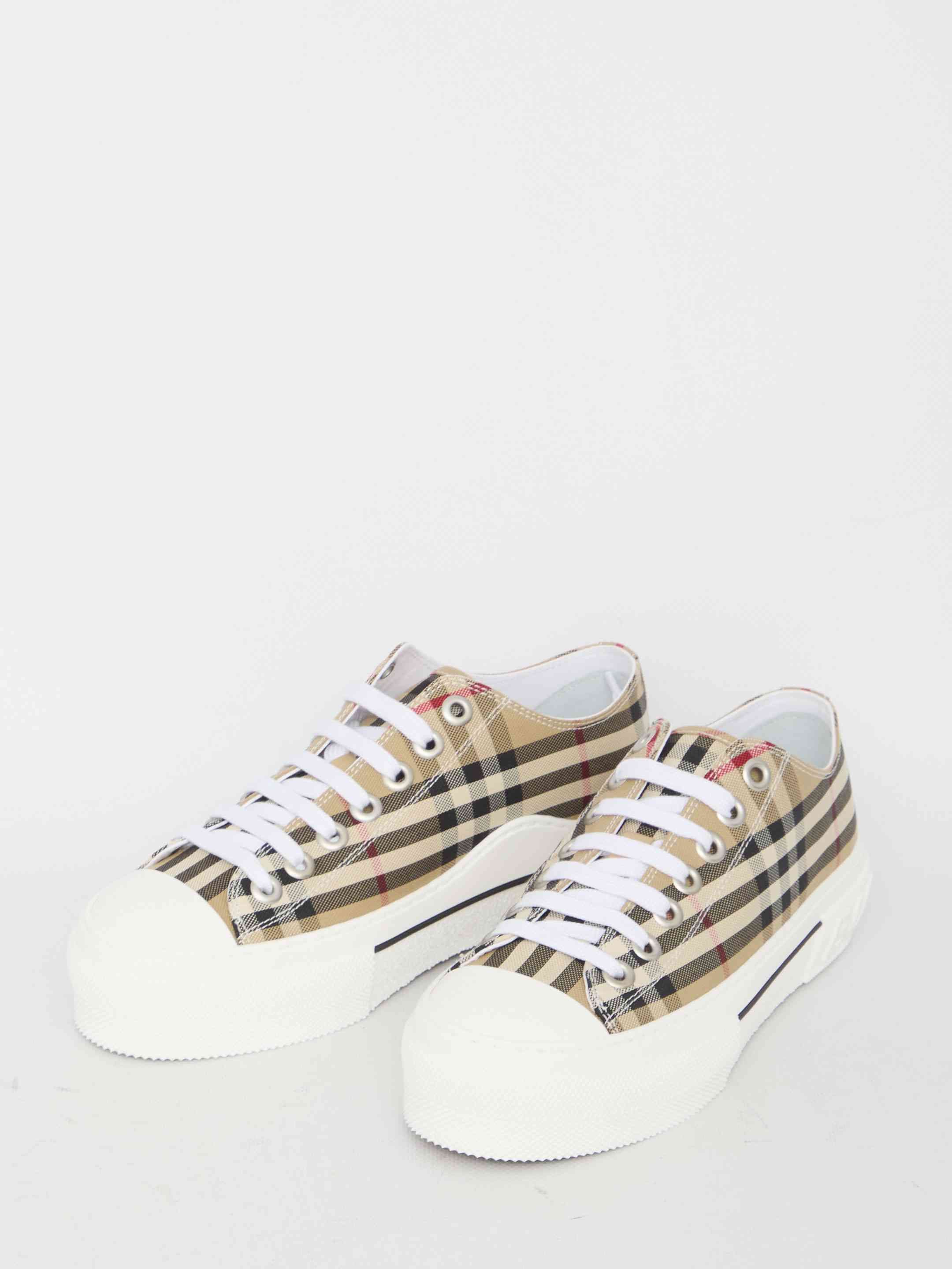 Burberry White Rubber Low Top Sneakers