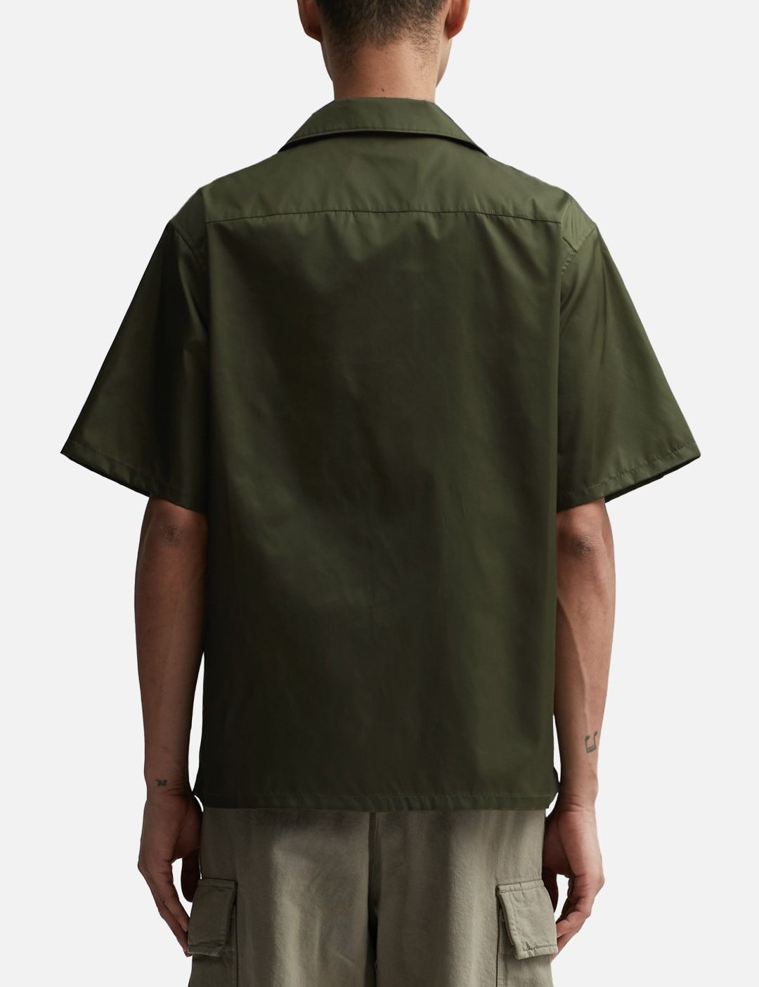 Prada Short Sleeve Re-nylon Safari Cargo Pocket Shirt in khaki Size US S / EU 44-46 / 1 - 4 Thumbnail