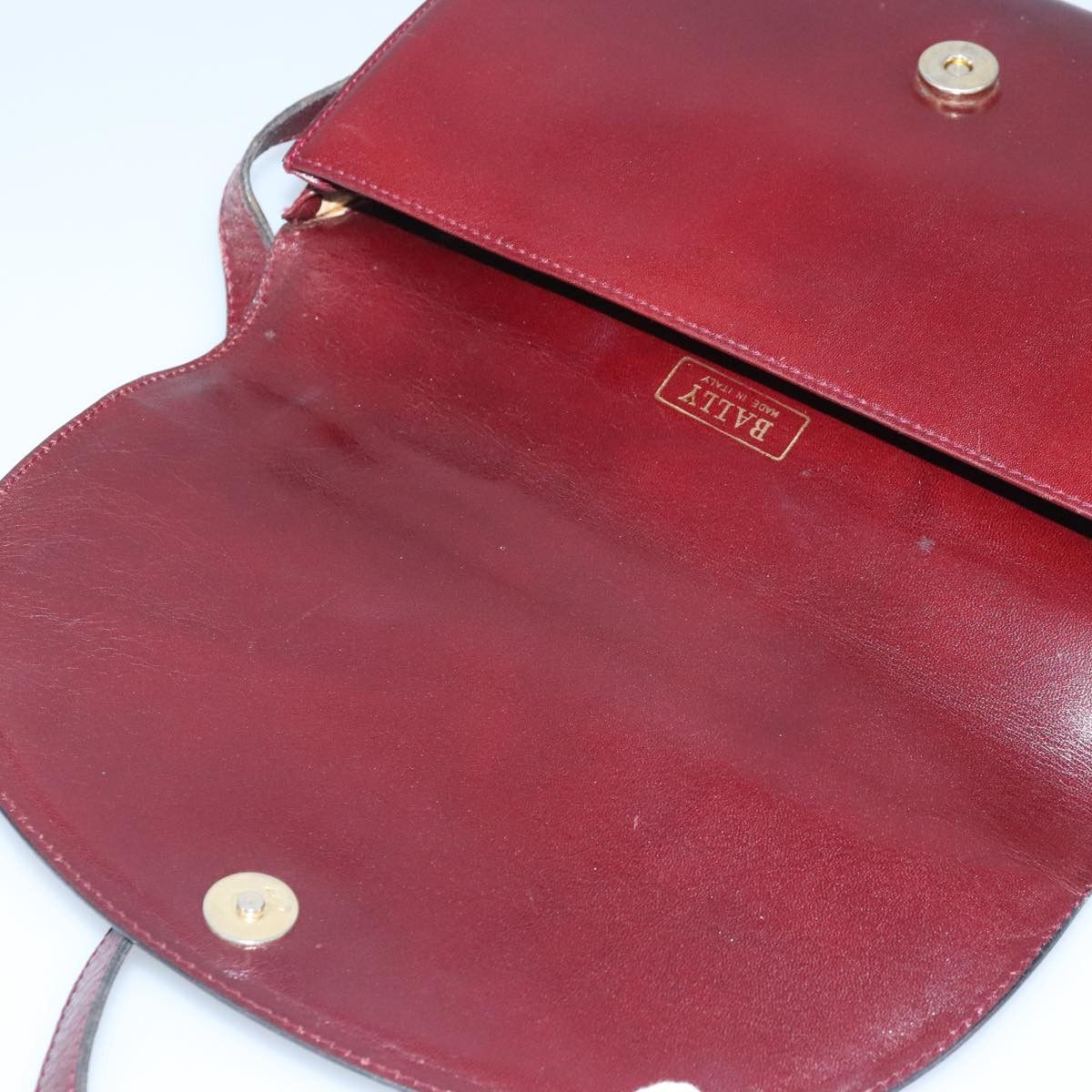 Bally Burgundy Leather Shoulder Bag (Pre-Owned) Size ONE SIZE - 19 Thumbnail