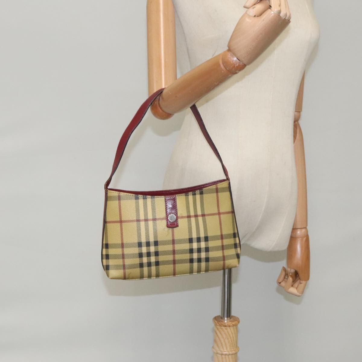 Burberry Nova Check Beige Canvas Shoulder Bag (Pre-Owned) Size ONE SIZE - 17 Thumbnail