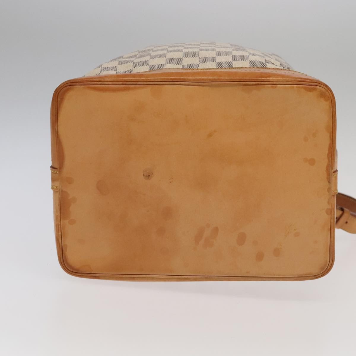 Louis Vuitton Noé White Canvas Shoulder Bag (Pre-Owned) Size ONE SIZE - 20 Thumbnail