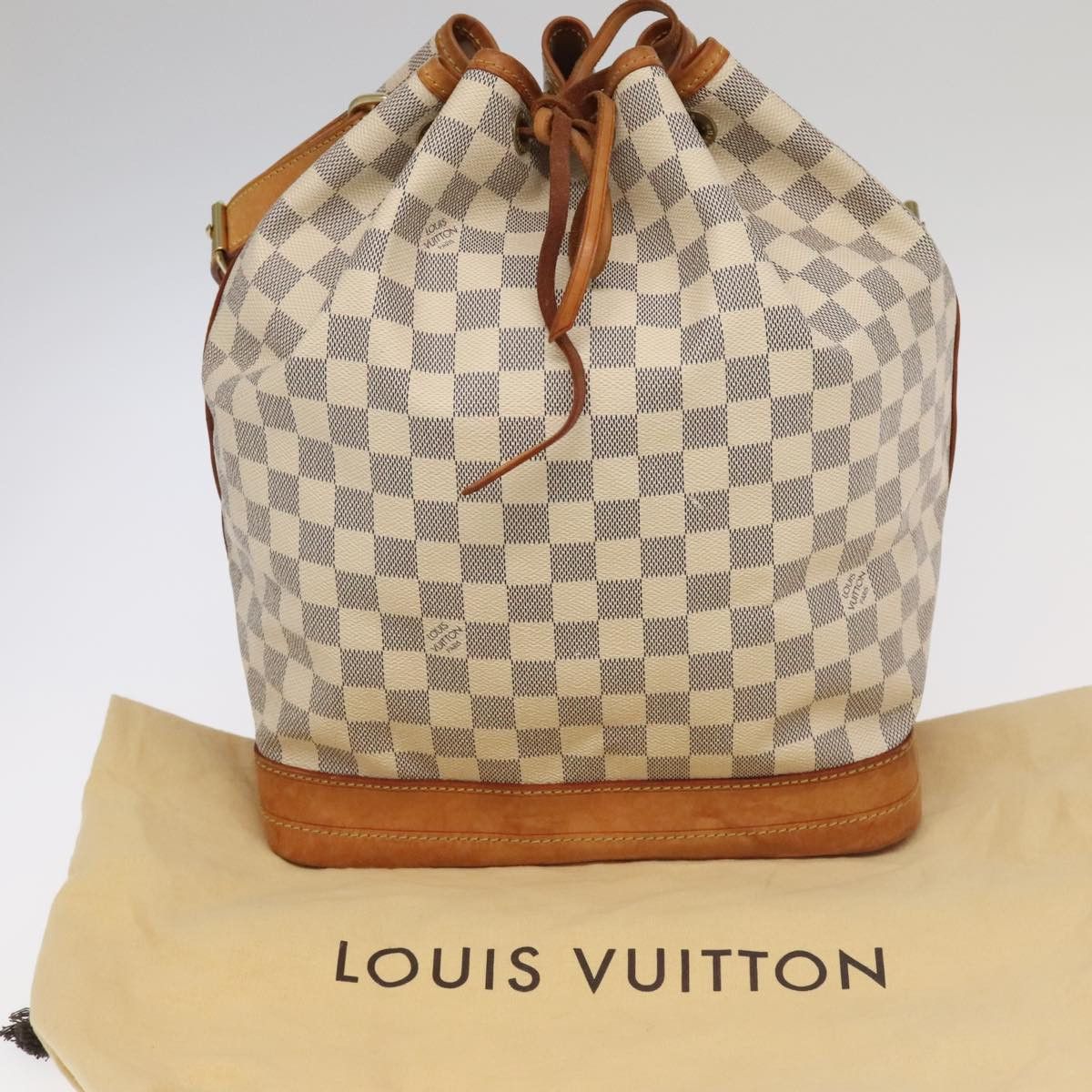 Louis Vuitton Noé White Canvas Shoulder Bag (Pre-Owned) Size ONE SIZE - 17 Thumbnail