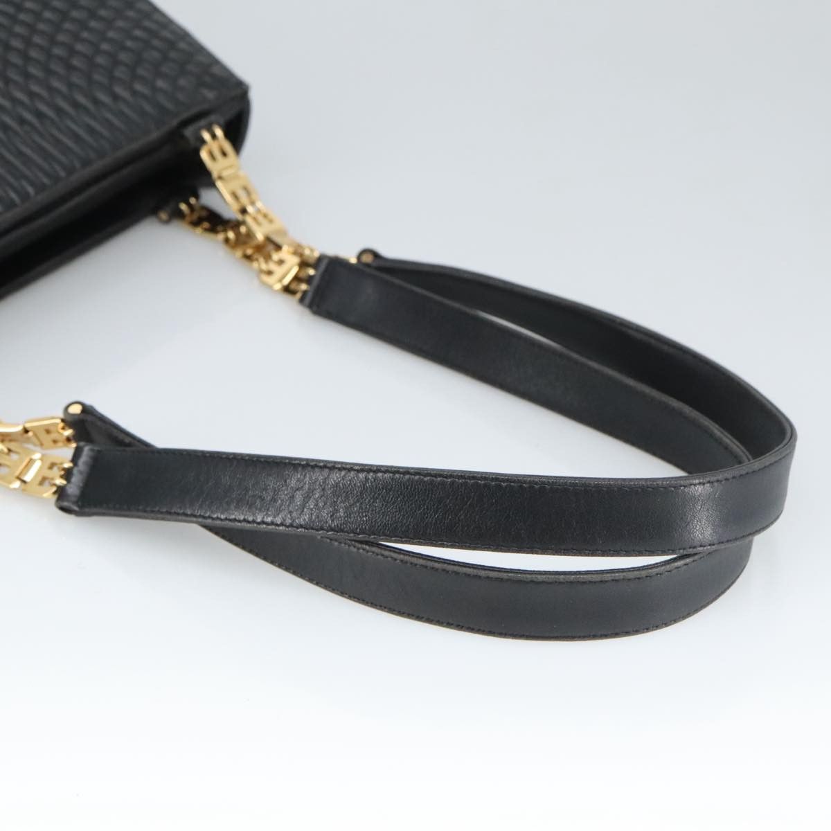 Bally Black Leather Shoulder Bag (Pre-Owned) Size ONE SIZE - 6 Thumbnail