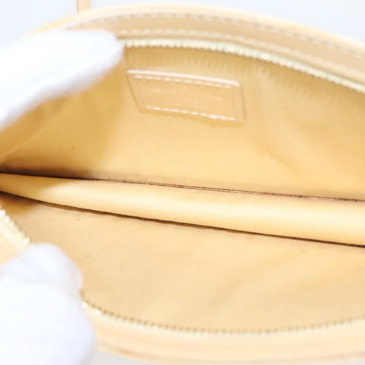 Louis Vuitton Beige Leather Shoulder Bag (Pre-Owned) Size ONE SIZE - 12 Thumbnail