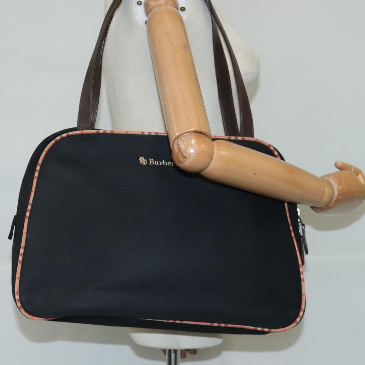 Burberry Black Canvas Handbag (Pre-Owned) Size ONE SIZE - 19 Thumbnail