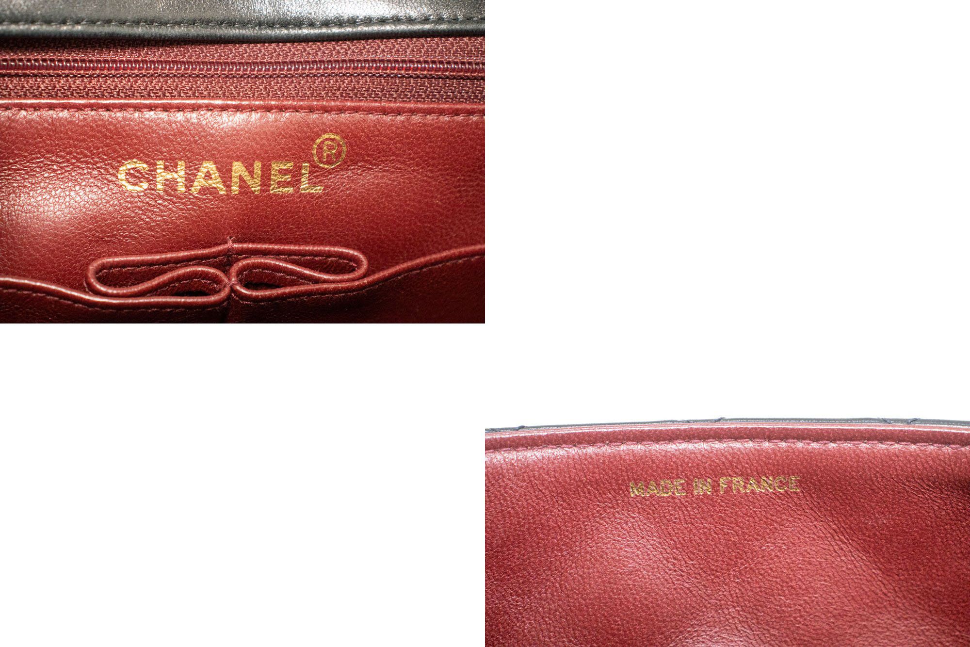 Chanel Timeless Black Leather Shoulder Bag (Pre-Owned) Size ONE SIZE - 10 Thumbnail