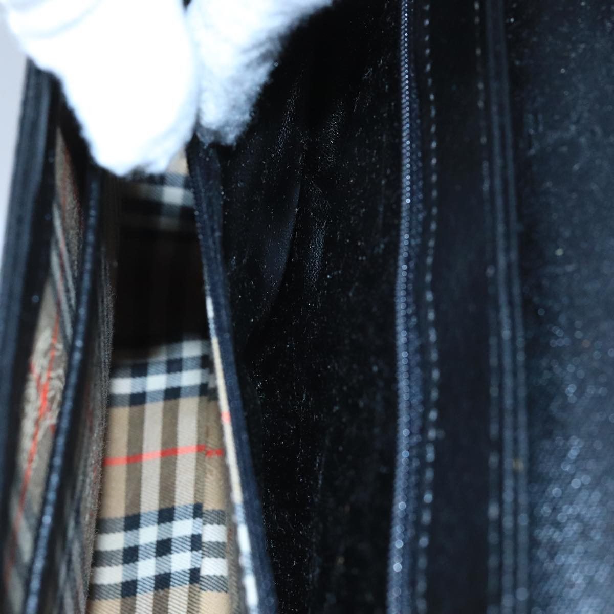 Burberry Black Leather Handbag (Pre-Owned) Size ONE SIZE - 14 Thumbnail
