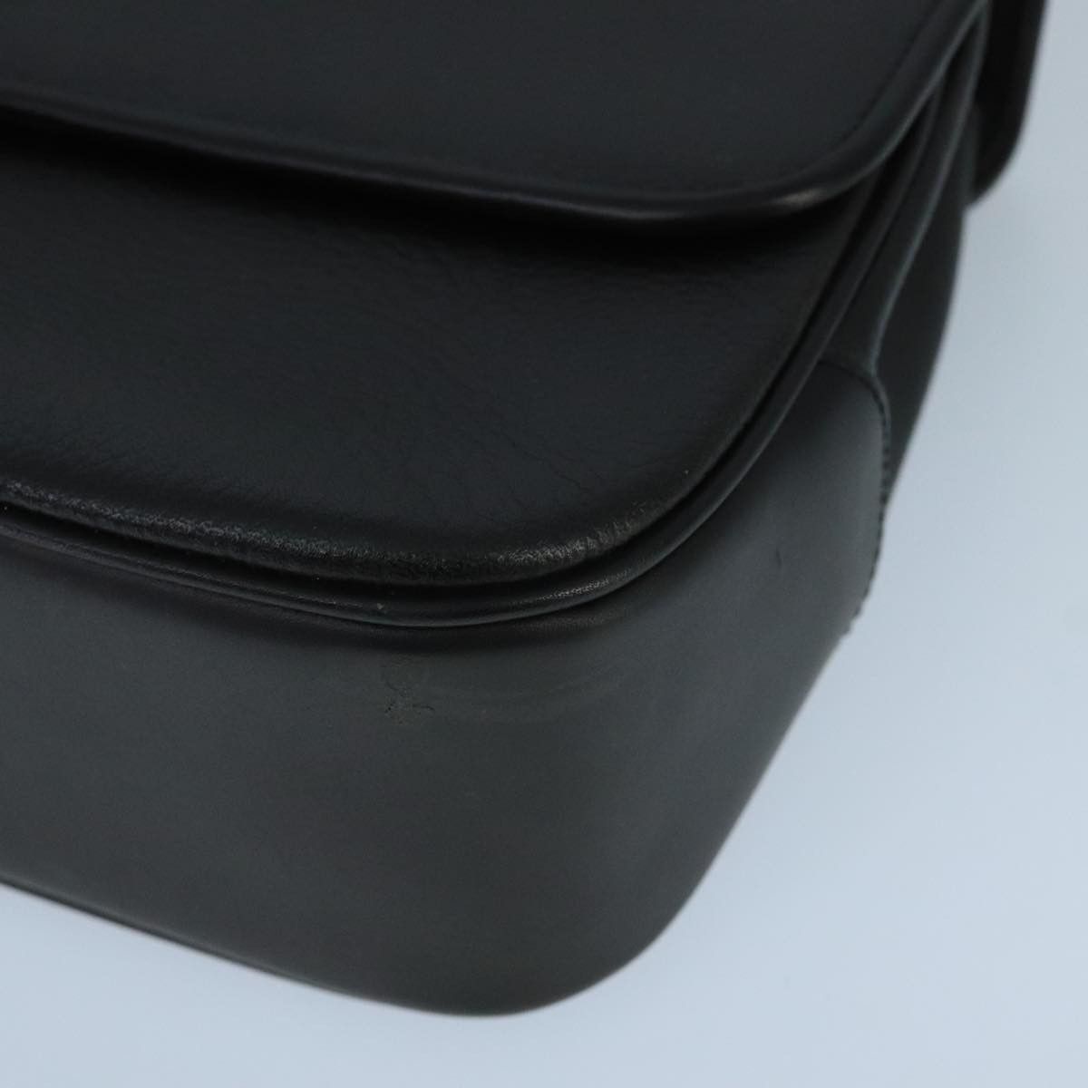 Burberry Black Leather Handbag (Pre-Owned) Size ONE SIZE - 7 Thumbnail