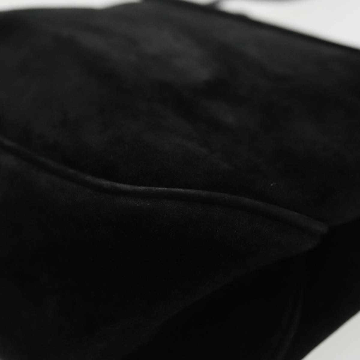 Salvatore Ferragamo Vara Black Suede Handbag (Pre-Owned) Size ONE SIZE - 10 Thumbnail