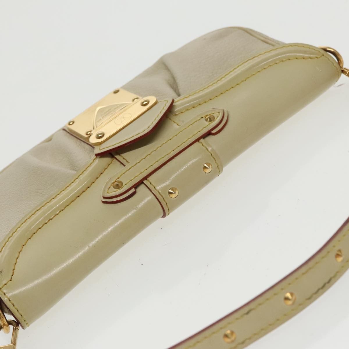 Louis Vuitton Suhali Beige Leather Clutch Bag (Pre-Owned) Size ONE SIZE - 19 Thumbnail