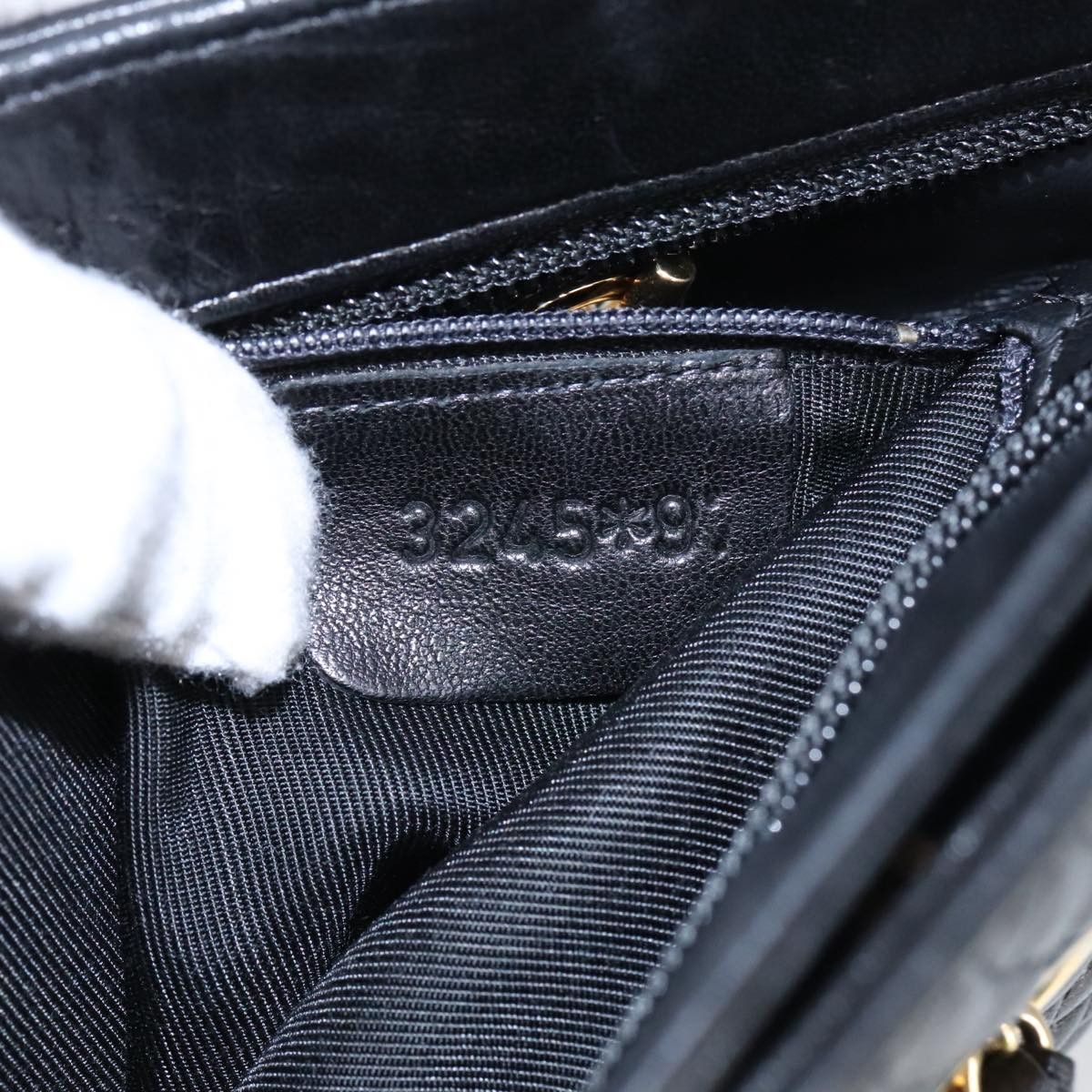 Bally Black Leather Shoulder Bag (Pre-Owned) Size ONE SIZE - 9 Thumbnail