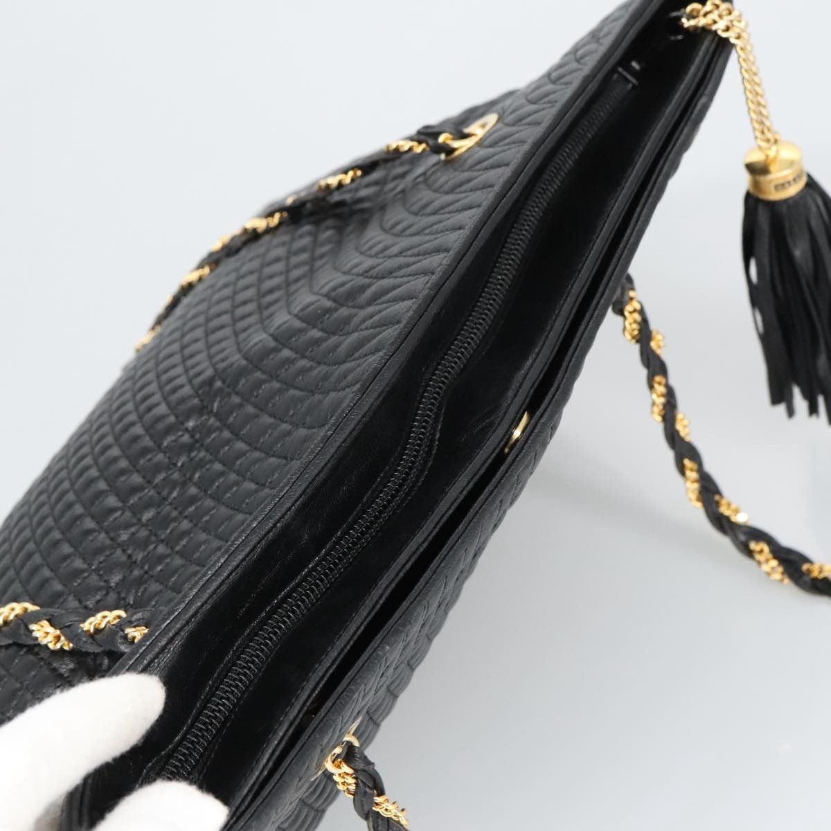 Bally Black Leather Shoulder Bag (Pre-Owned) Size ONE SIZE - 12 Thumbnail
