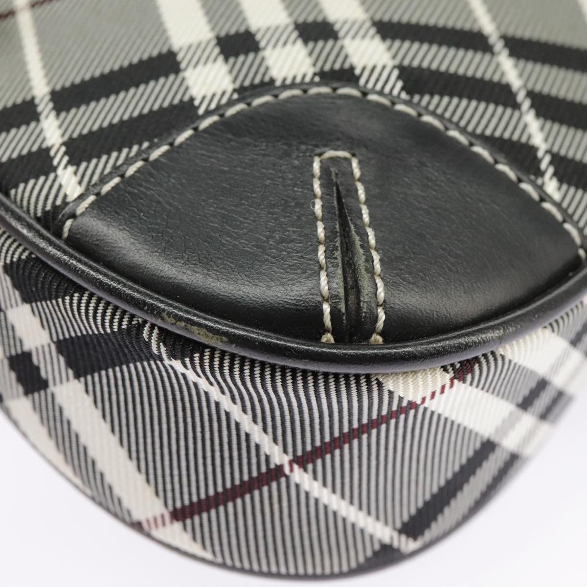 Burberry Nova Check Black Canvas Shoulder Bag (Pre-Owned) Size ONE SIZE - 20 Thumbnail