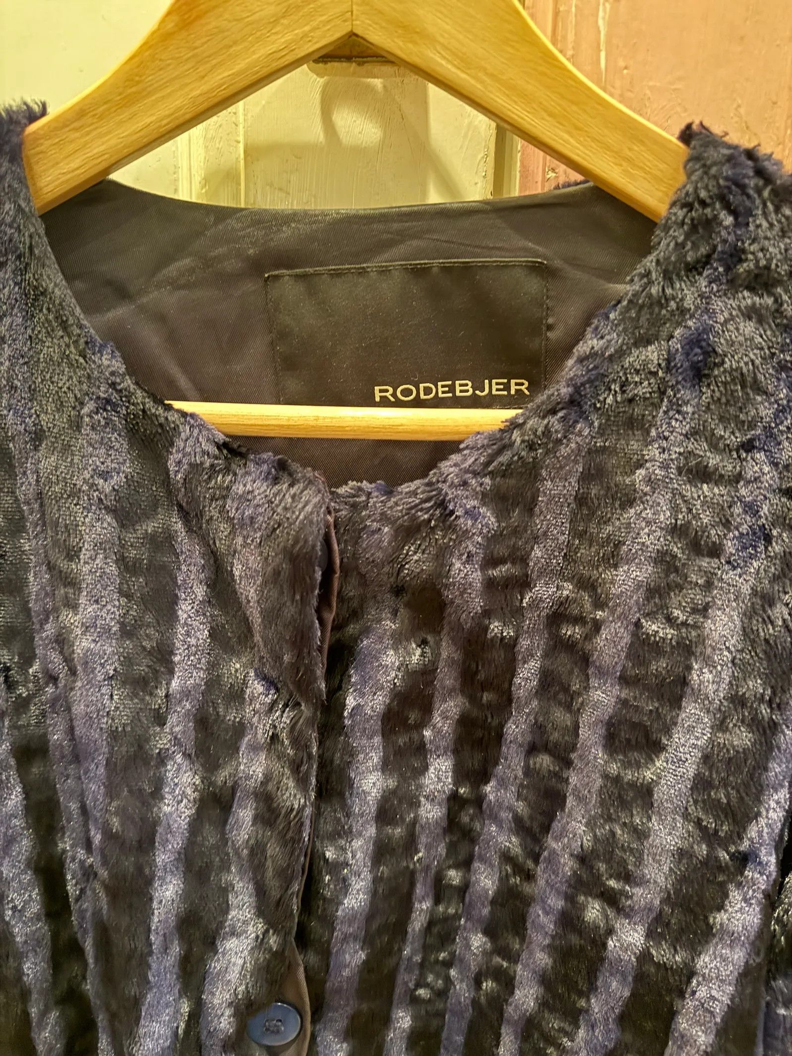 Rodebjer Rodebjer Fur Faux Fur Size S / US 4 / IT 40 - 2 Thumbnail